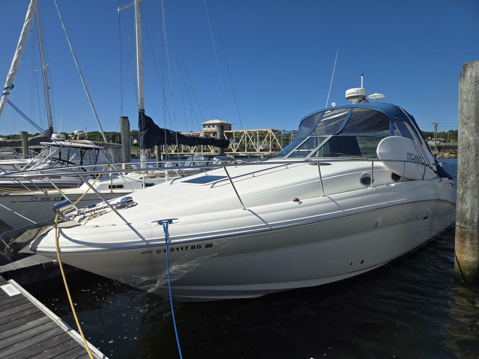 2005 Sea Ray 320 Sundancer - Photo 39
