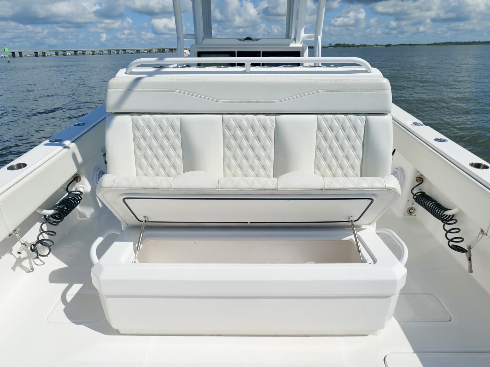 2022 Invincible 33 Catamaran - Photo 23