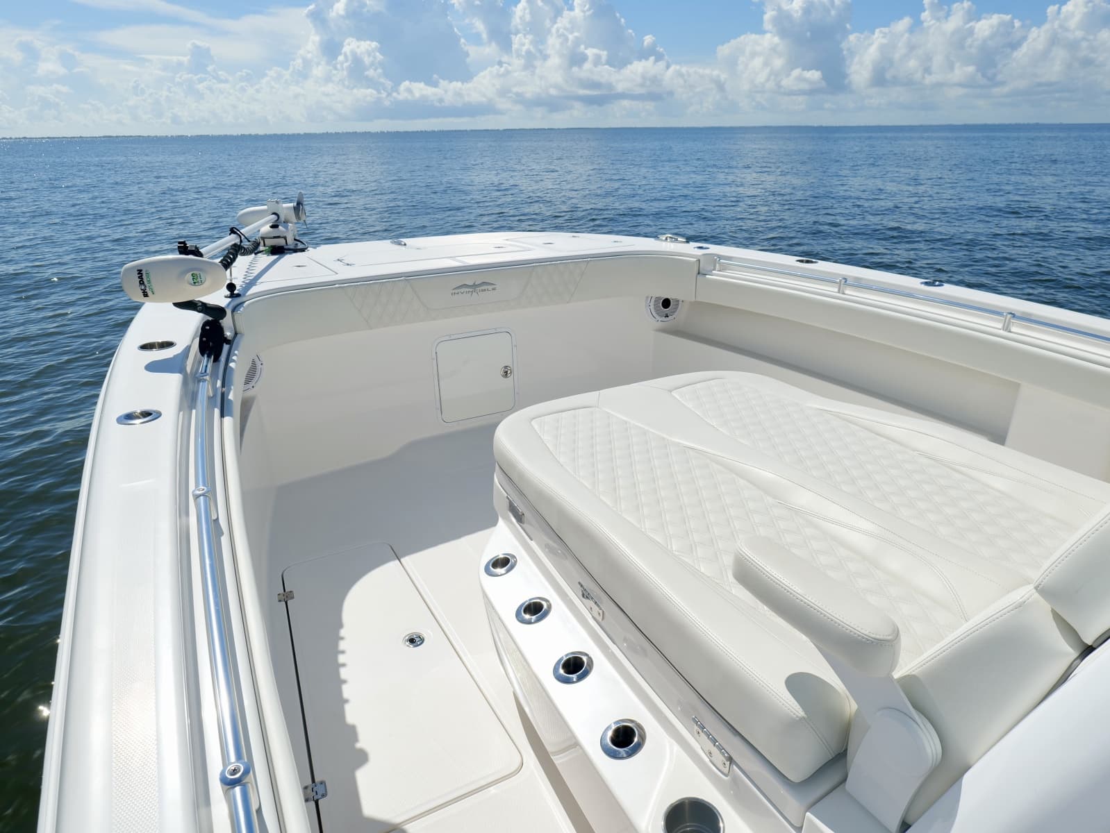 2022 Invincible 33 Catamaran - Photo 32