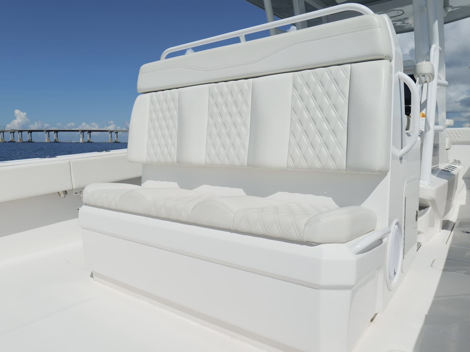 2022 Invincible 33 Catamaran - Photo 25