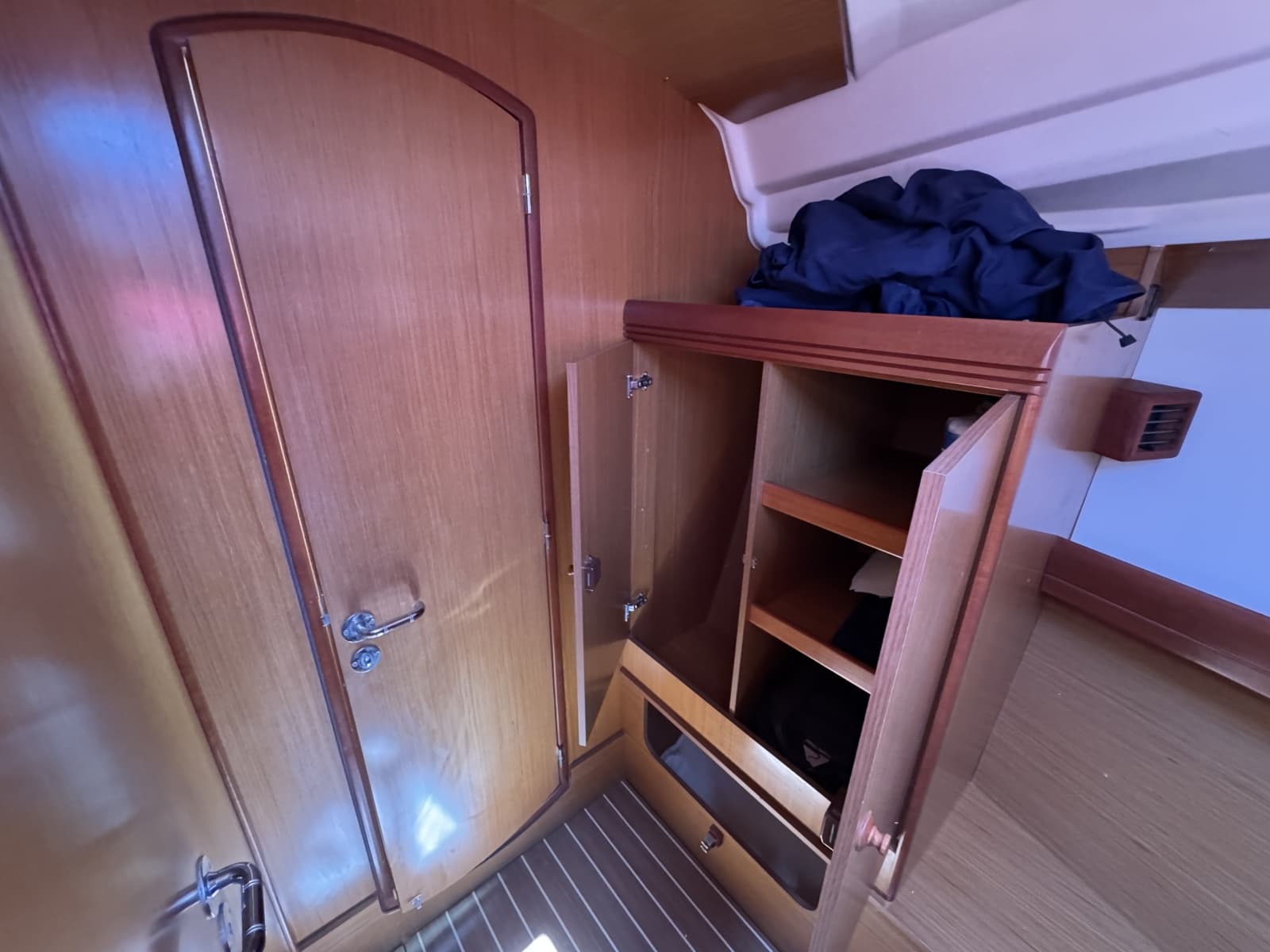 2006 Jeanneau 42DS - Photo 38