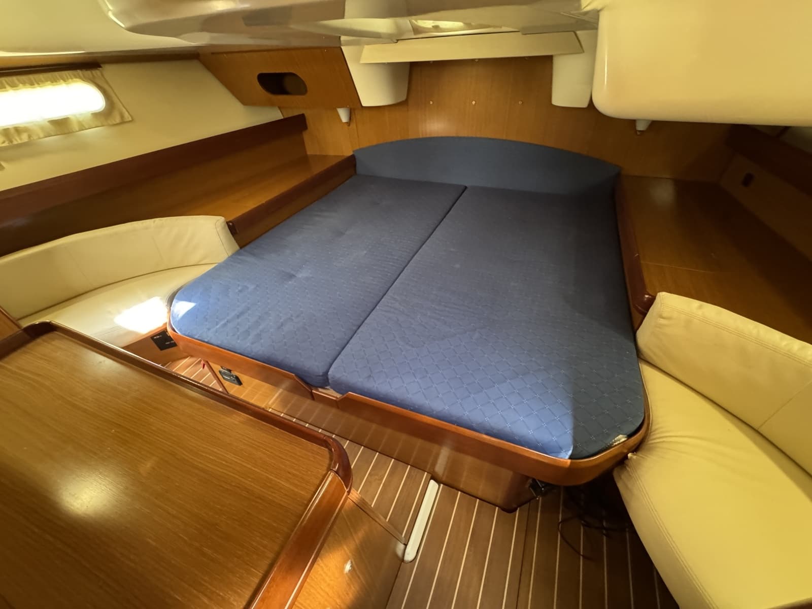 2006 Jeanneau 42DS - Photo 31