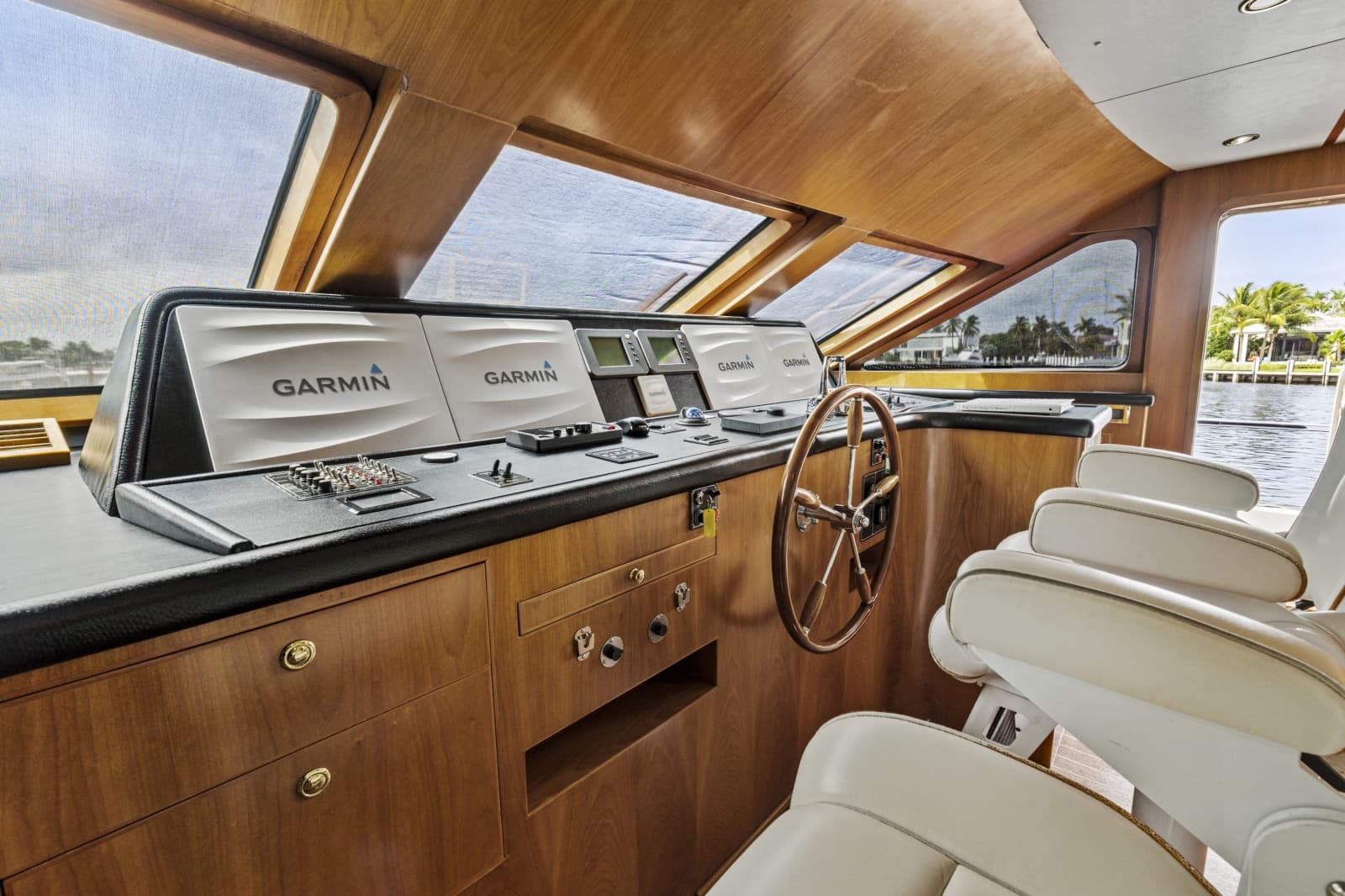 2007 Hargrave Flush Deck Motor Yacht - Photo 15