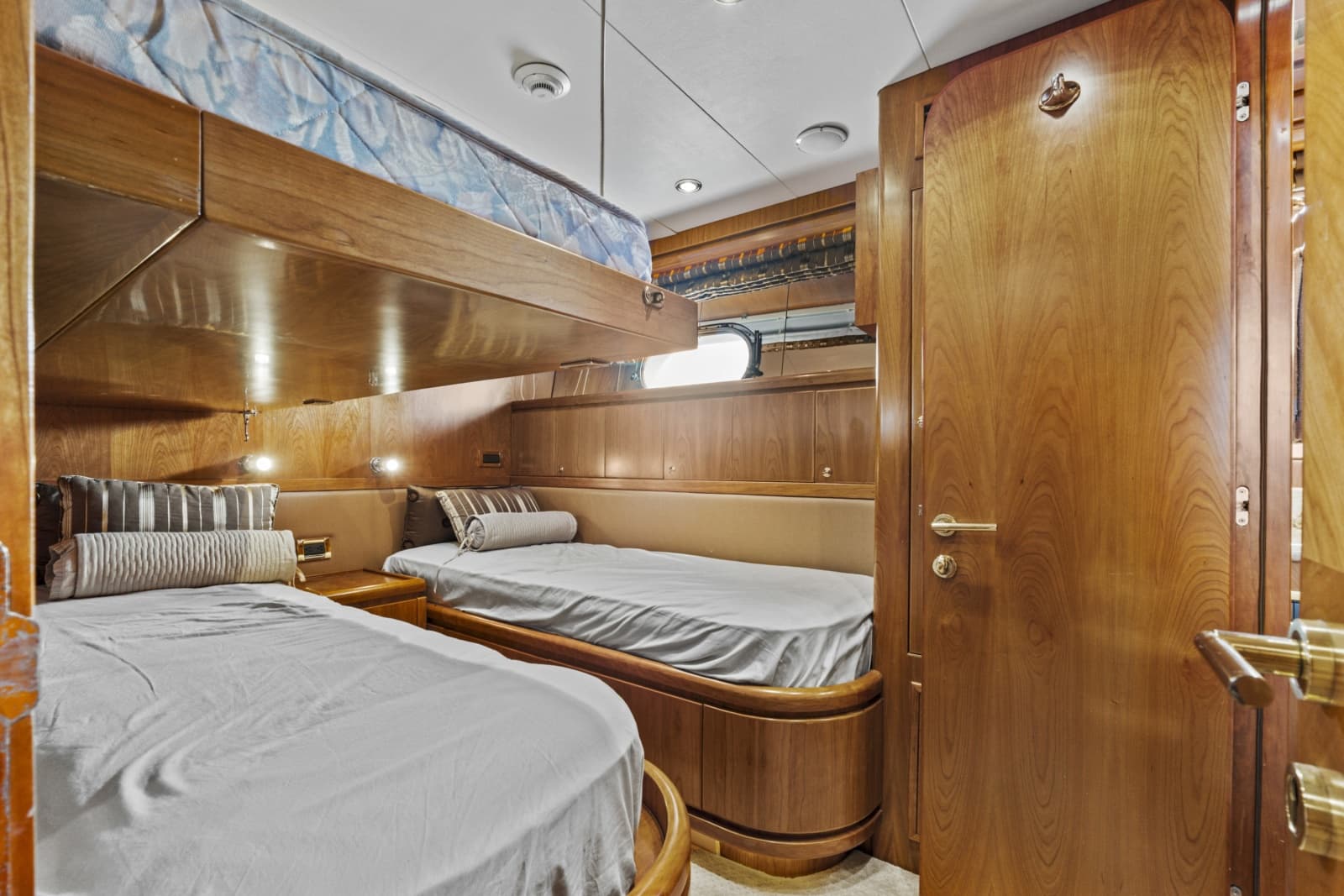 2007 Hargrave Flush Deck Motor Yacht - Photo 31