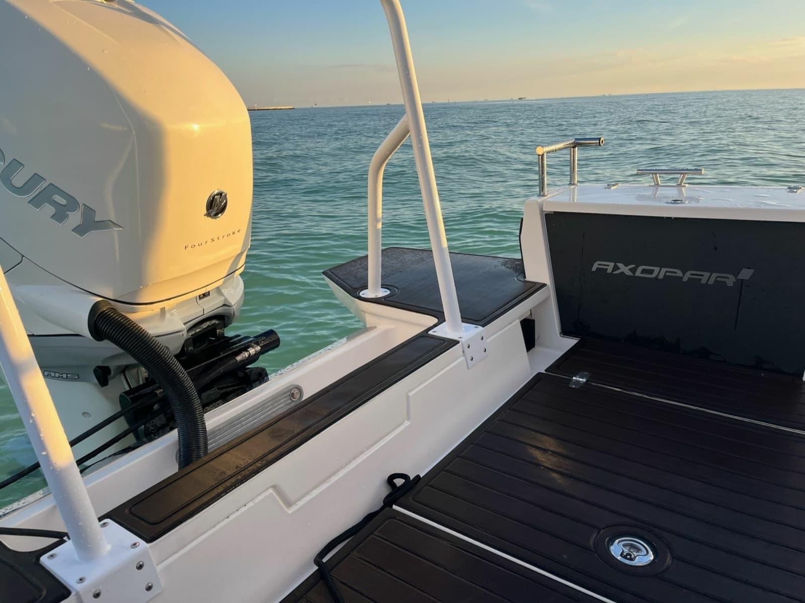 2017 Axopar 28 T-Top - Photo 17