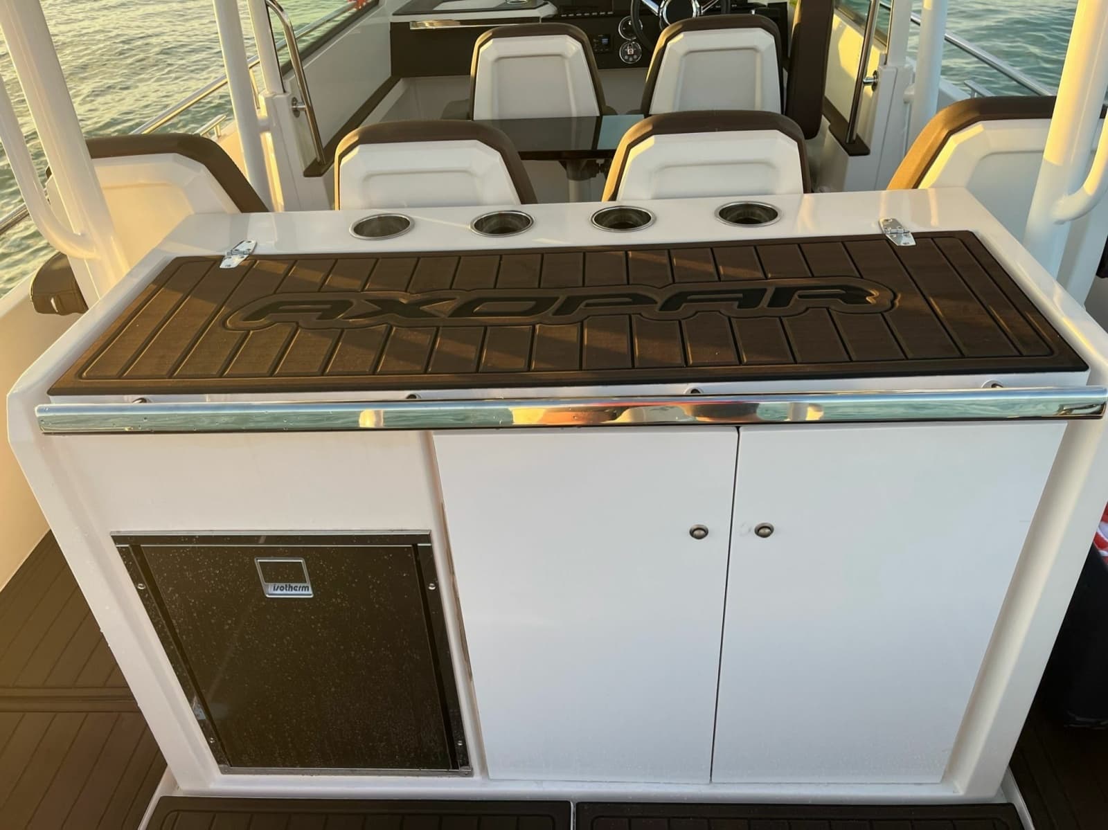 2017 Axopar 28 T-Top - Photo 18