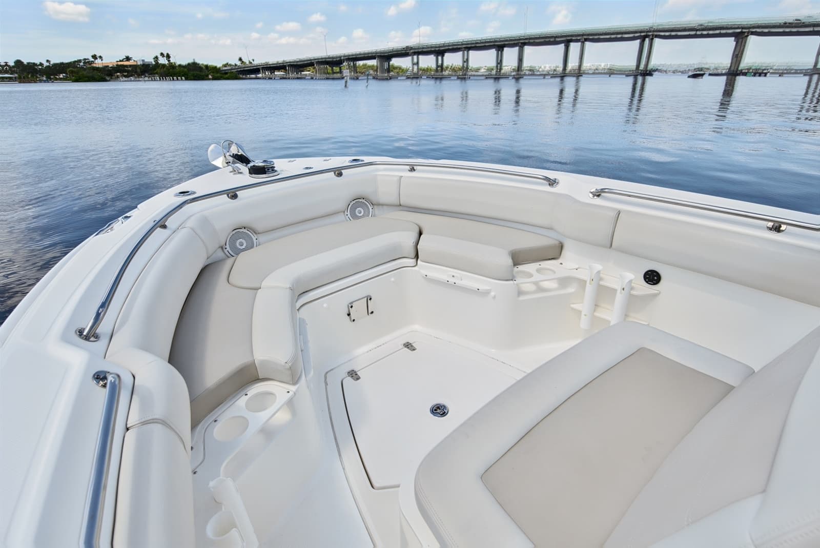 2022 Boston Whaler 230 Outrage - Photo 21