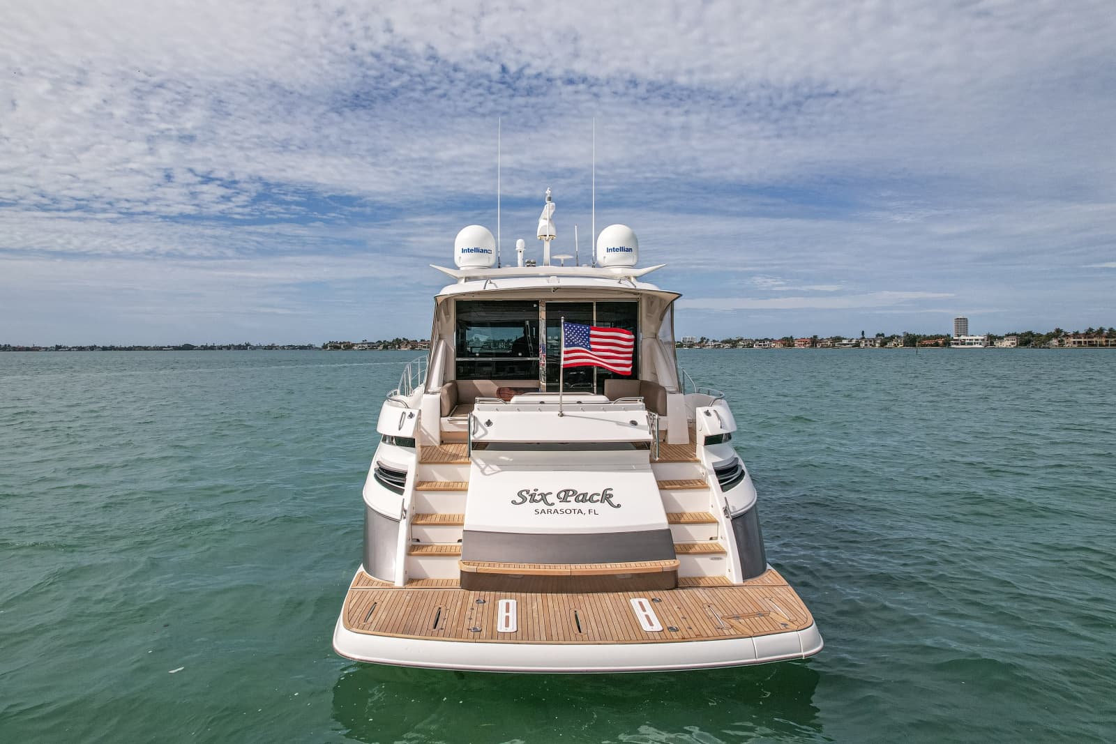 2015 Riviera 6000 Sport Yacht - Photo 9
