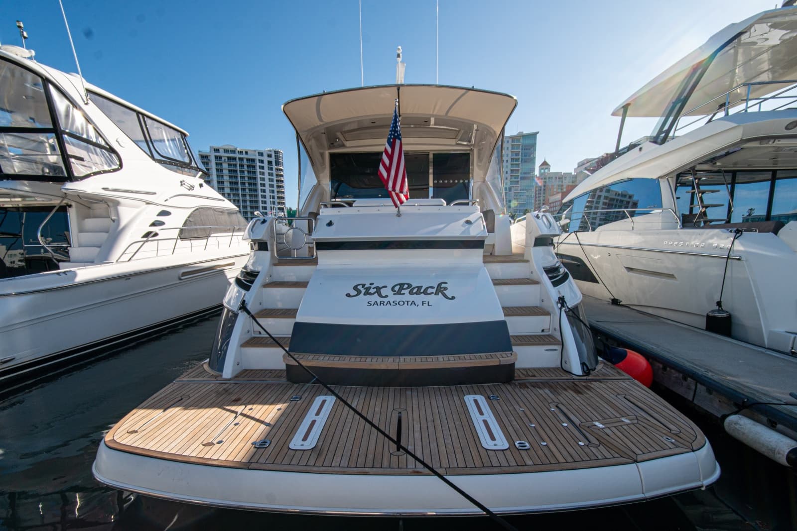 2015 Riviera 6000 Sport Yacht - Photo 21