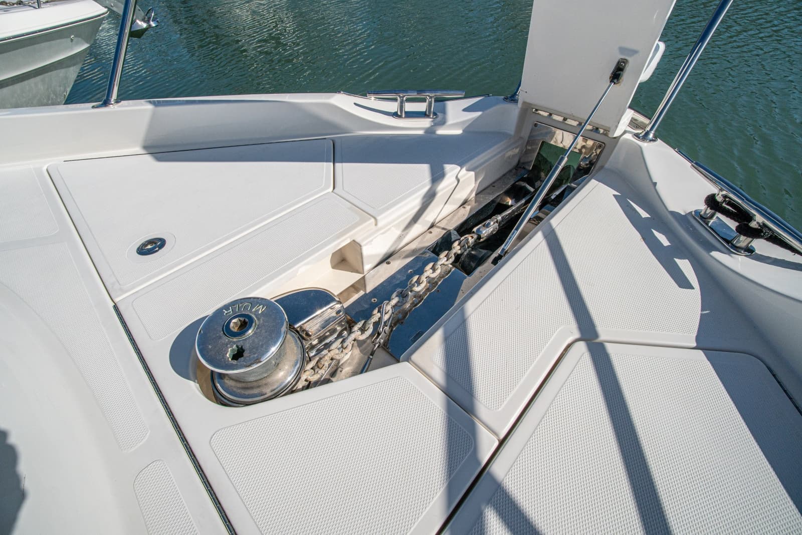 2015 Riviera 6000 Sport Yacht - Photo 64