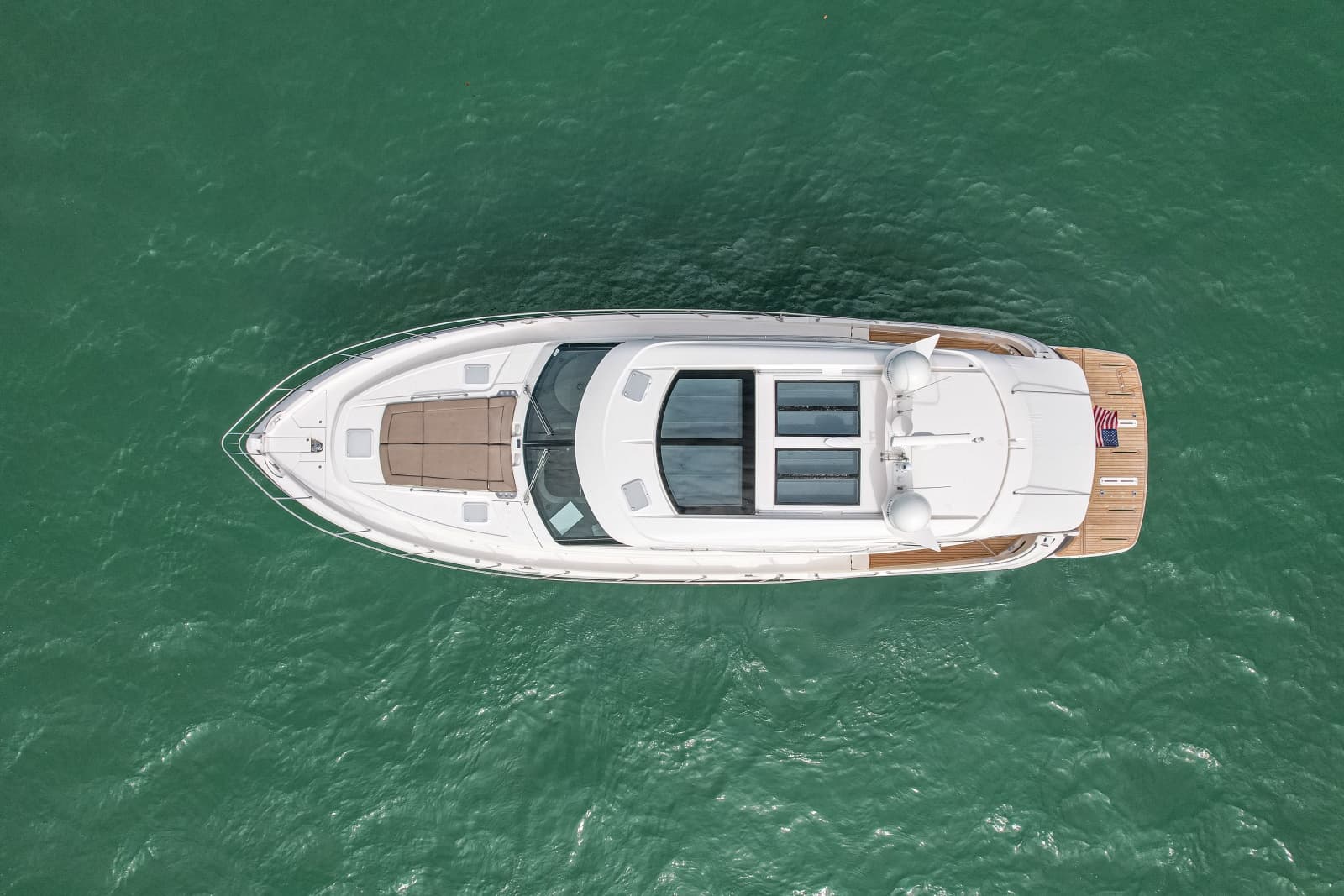 2015 Riviera 6000 Sport Yacht - Photo 11