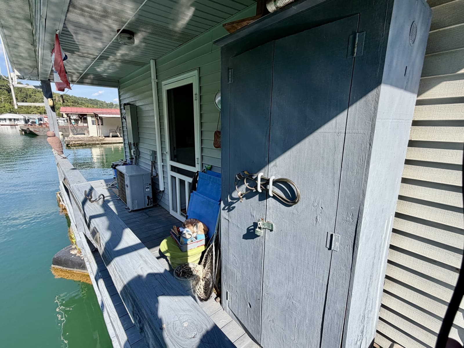1994 Custom 20 x 33 Floating Cabin - Approx 613sqft - Photo 73