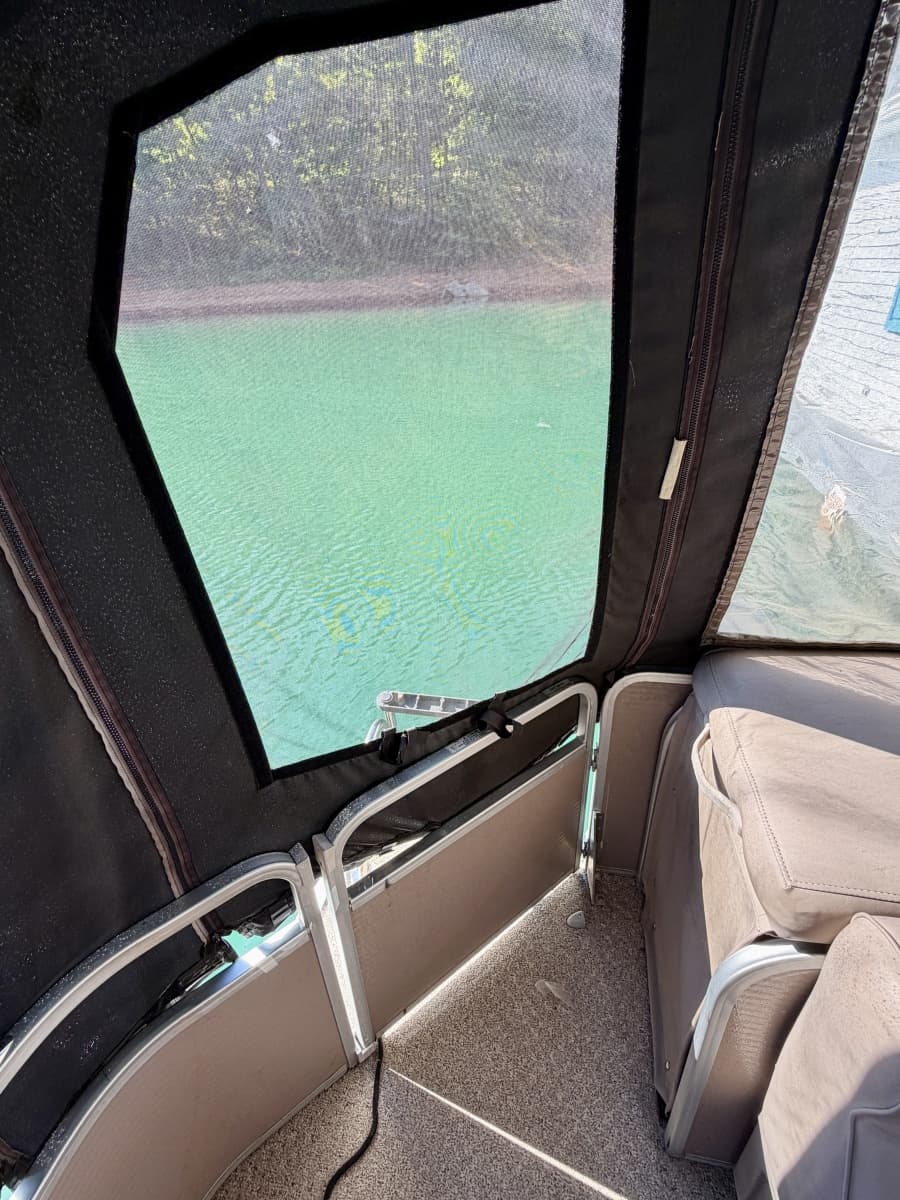 1994 Custom 20 x 33 Floating Cabin - Approx 613sqft - Photo 102