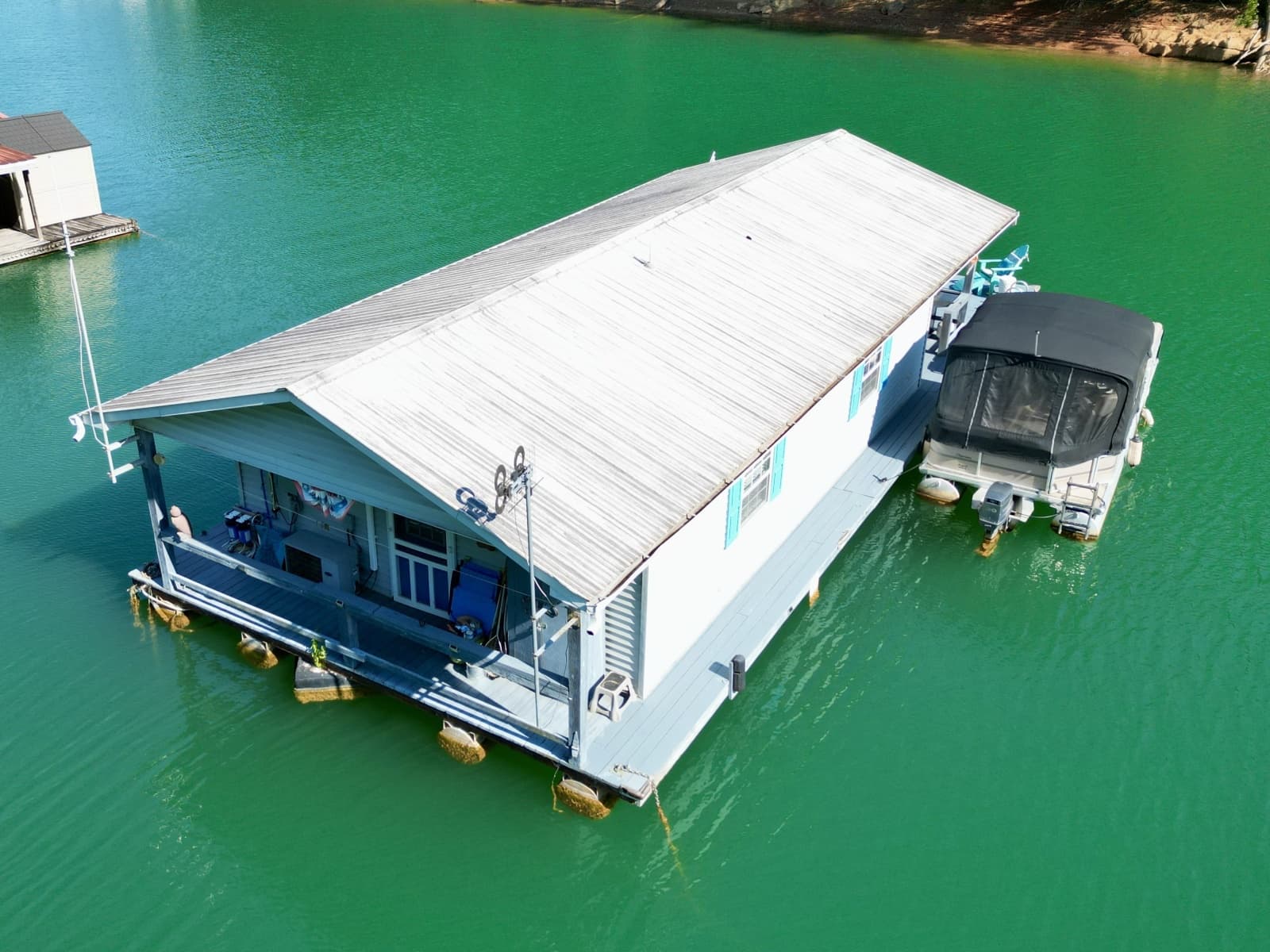 1994 Custom 20 x 33 Floating Cabin - Approx 613sqft - Photo 138