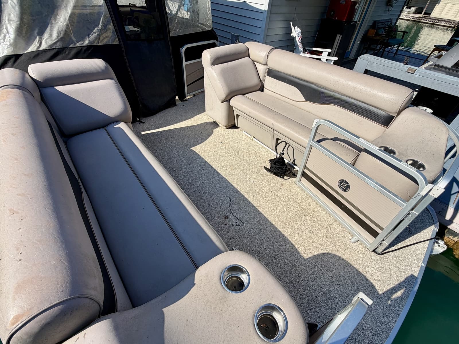 1994 Custom 20 x 33 Floating Cabin - Approx 613sqft - Photo 89