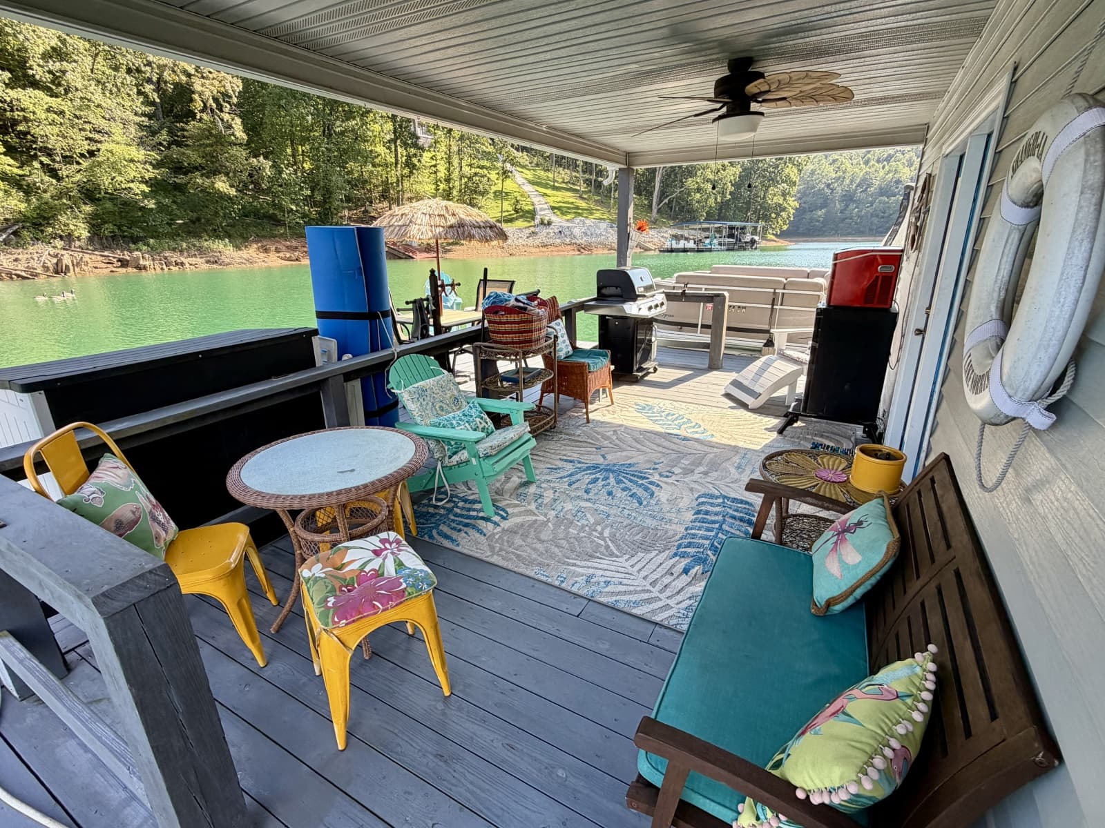 1994 Custom 20 x 33 Floating Cabin - Approx 613sqft - Photo 78