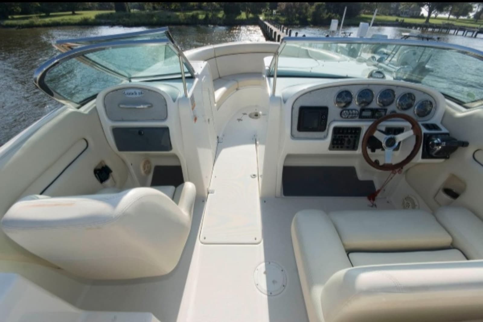 2005 Chris-Craft Launch 28 - Photo 3