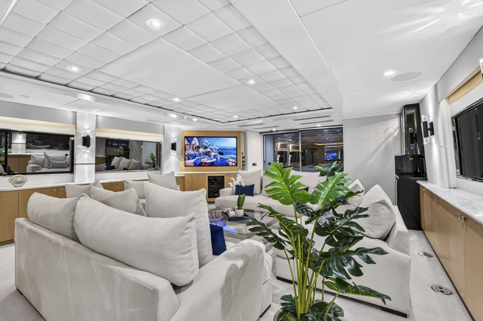 1989 Westport Flybridge Motoryacht - Photo 3