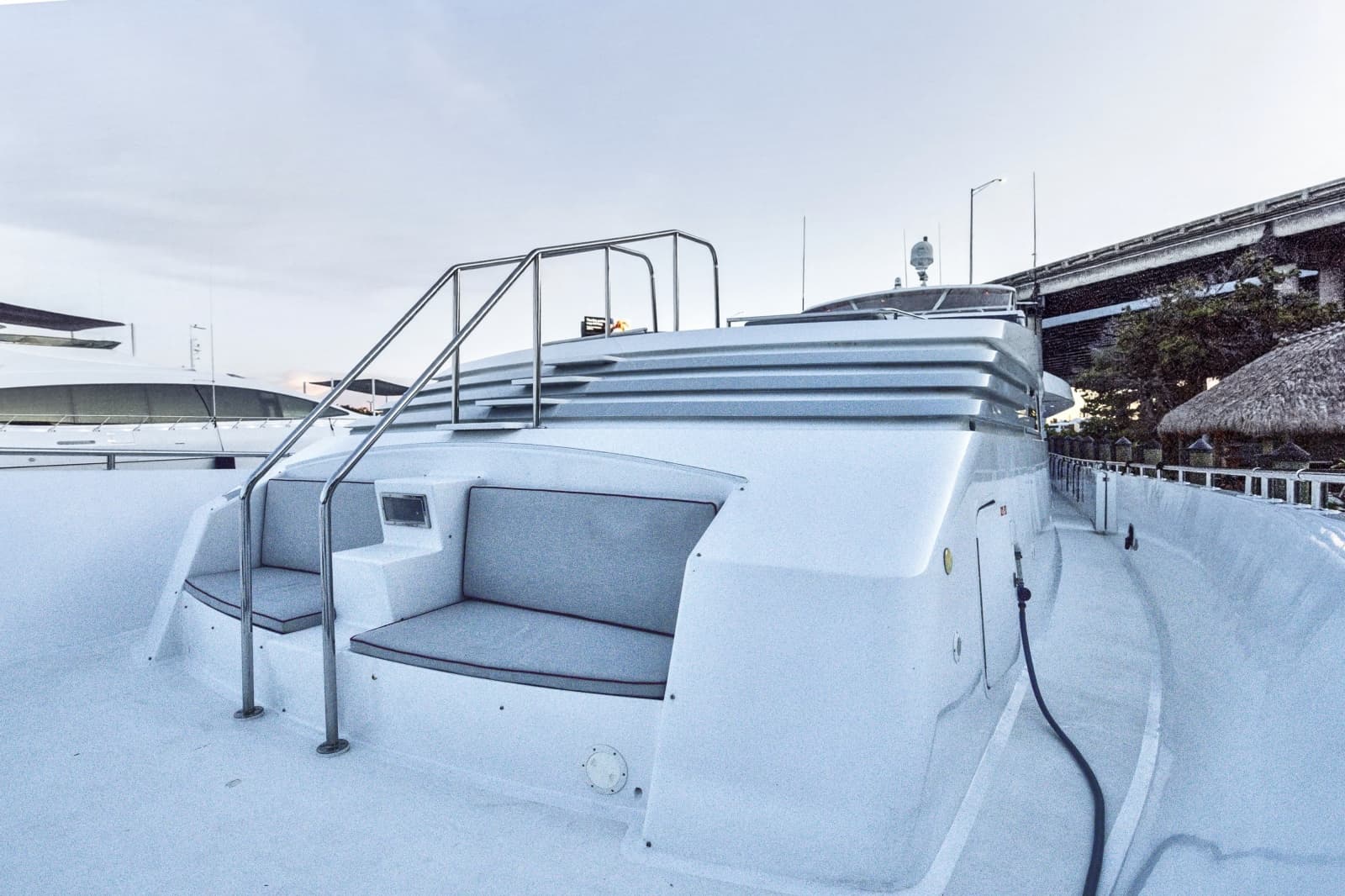 1989 Westport Flybridge Motoryacht - Photo 54