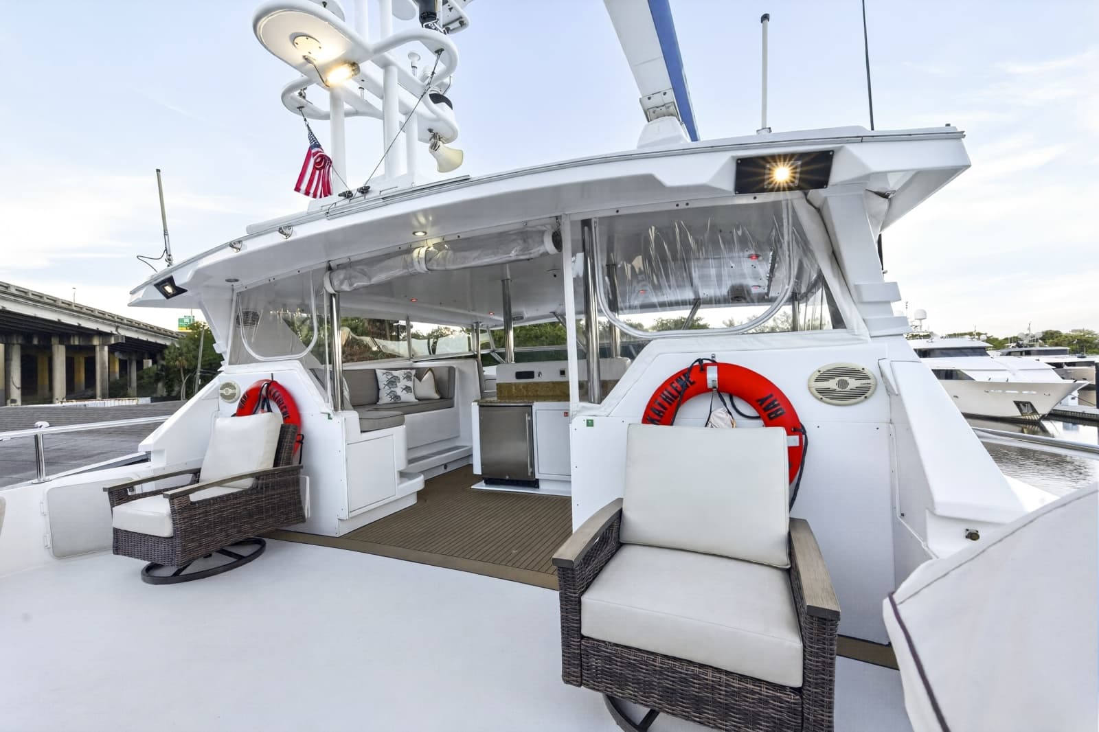 1989 Westport Flybridge Motoryacht - Photo 43