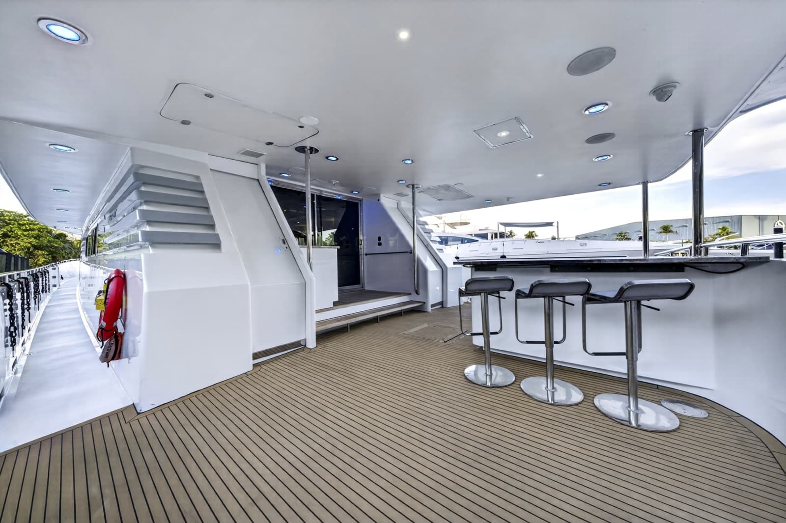 1989 Westport Flybridge Motoryacht - Photo 39