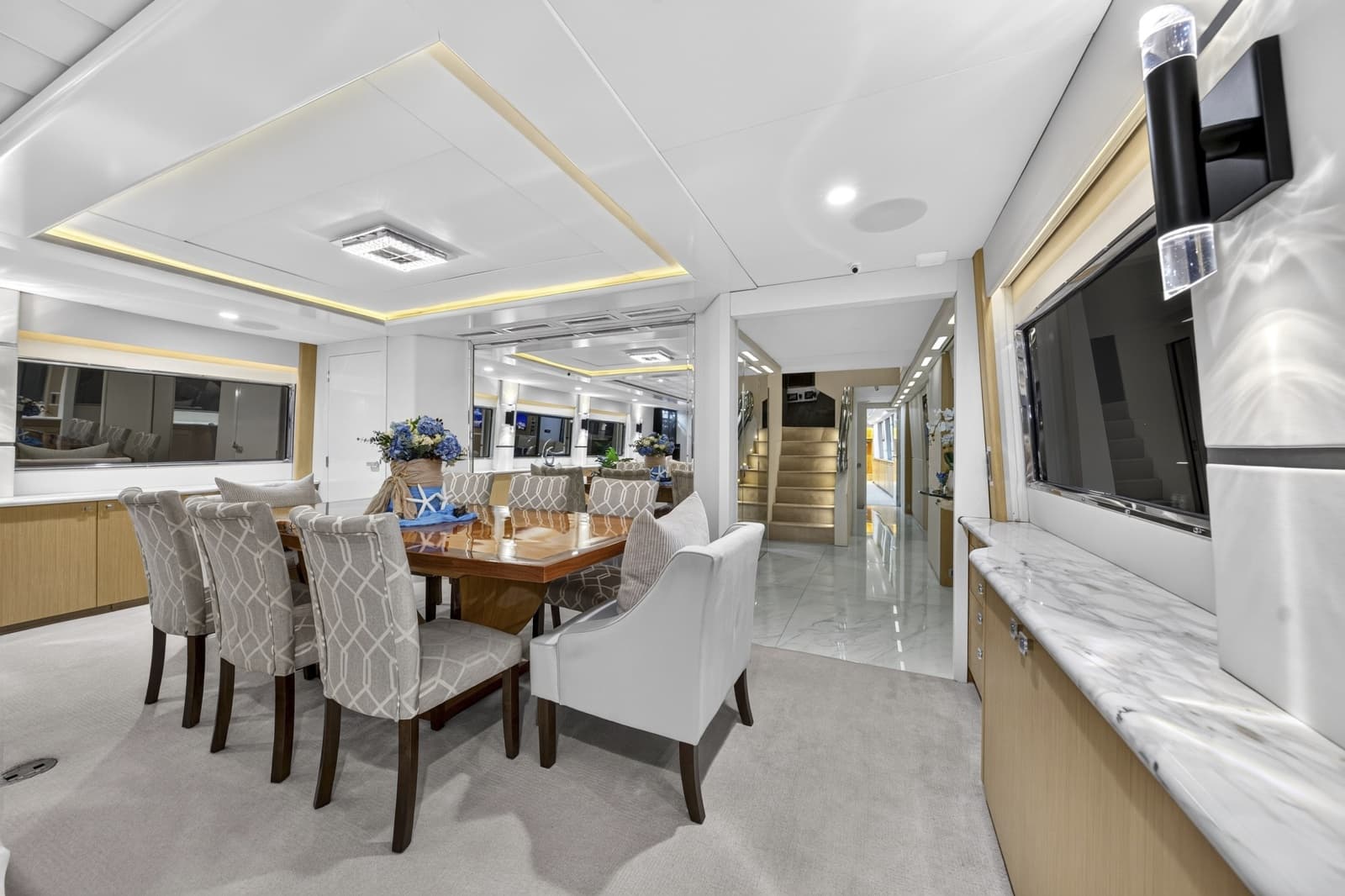 1989 Westport Flybridge Motoryacht - Photo 7