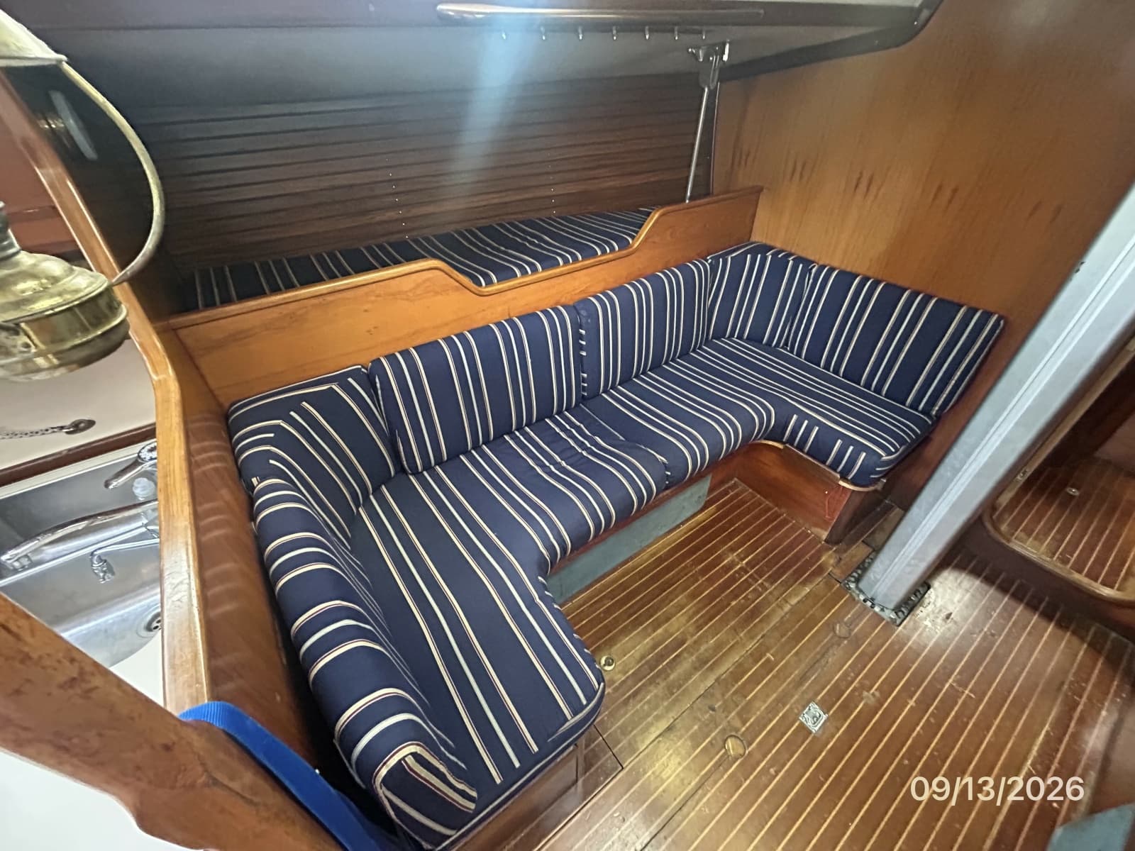 1986 Beneteau First 42 - Photo 38