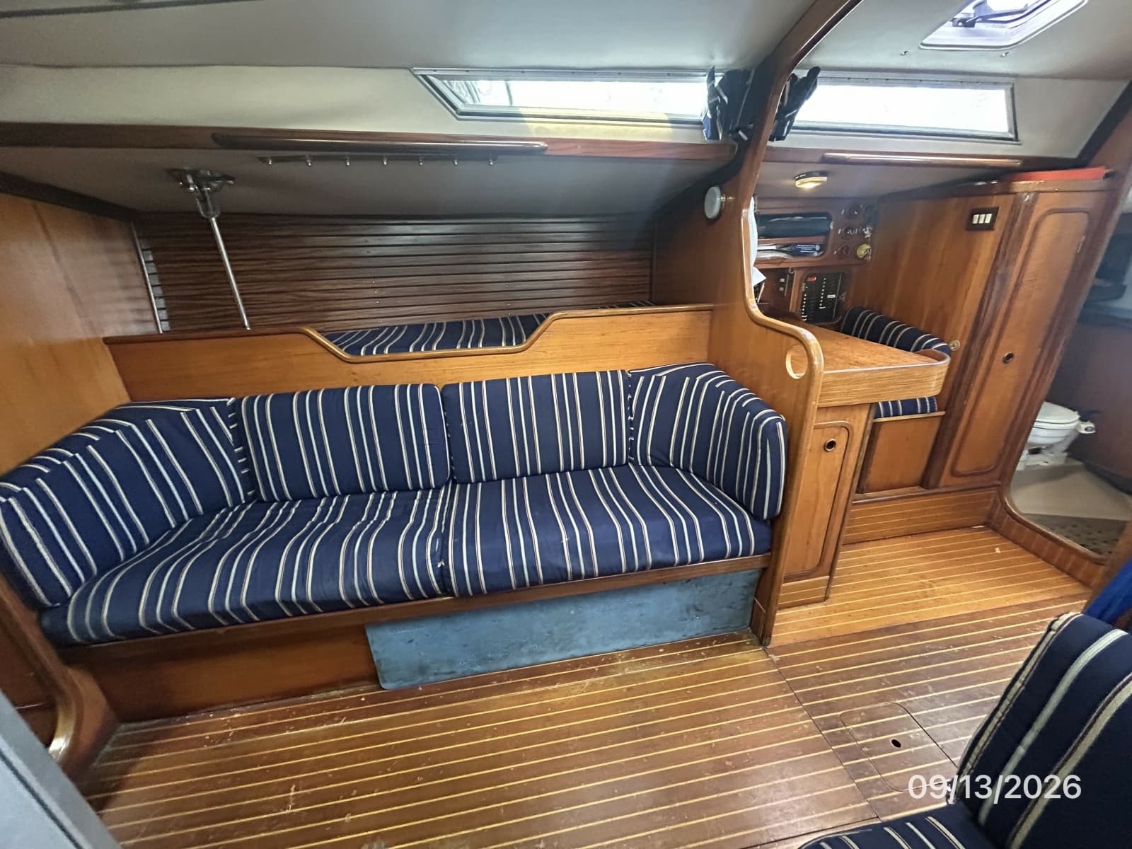 1986 Beneteau First 42 - Photo 37
