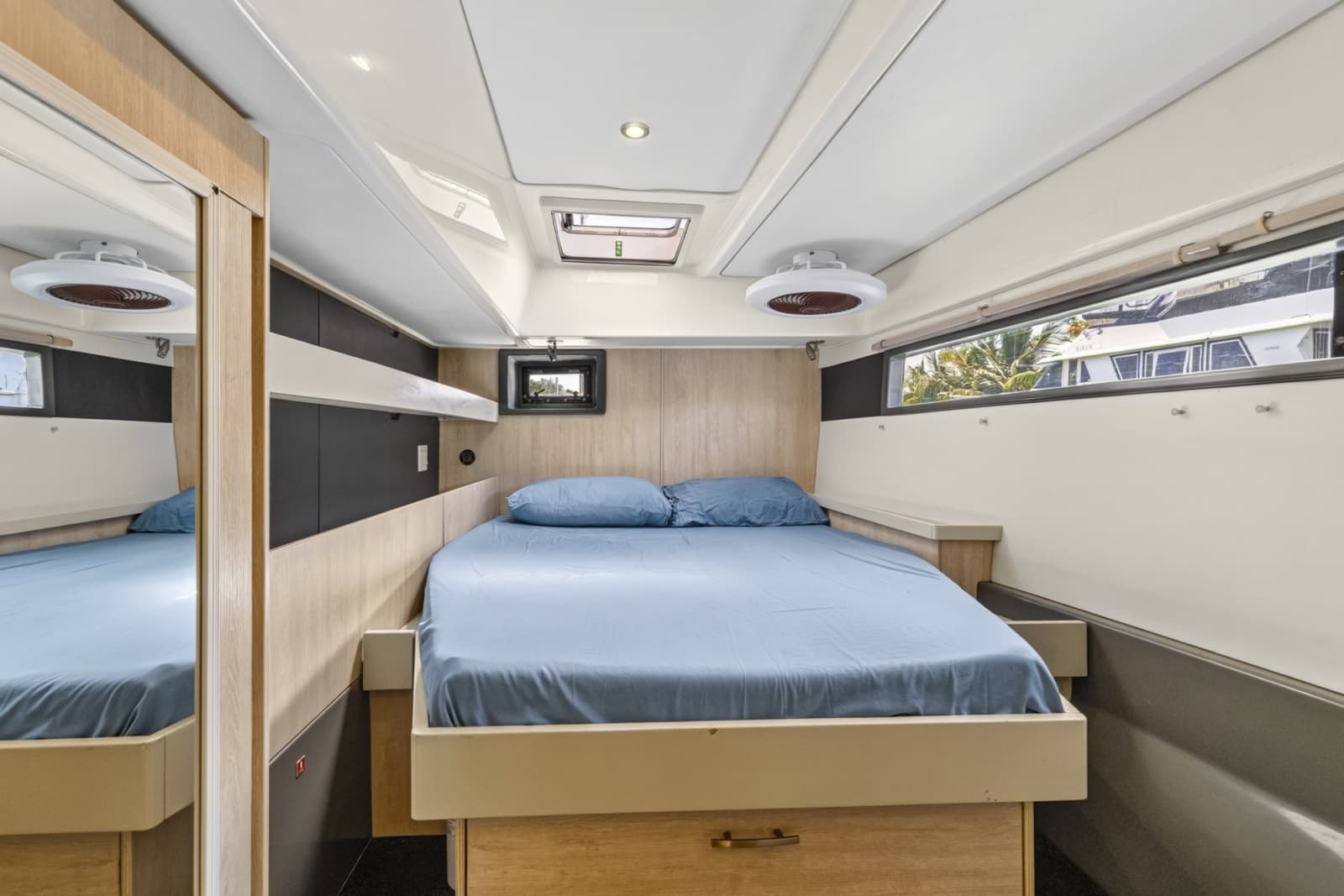 2017 Leopard 48 - Photo 42