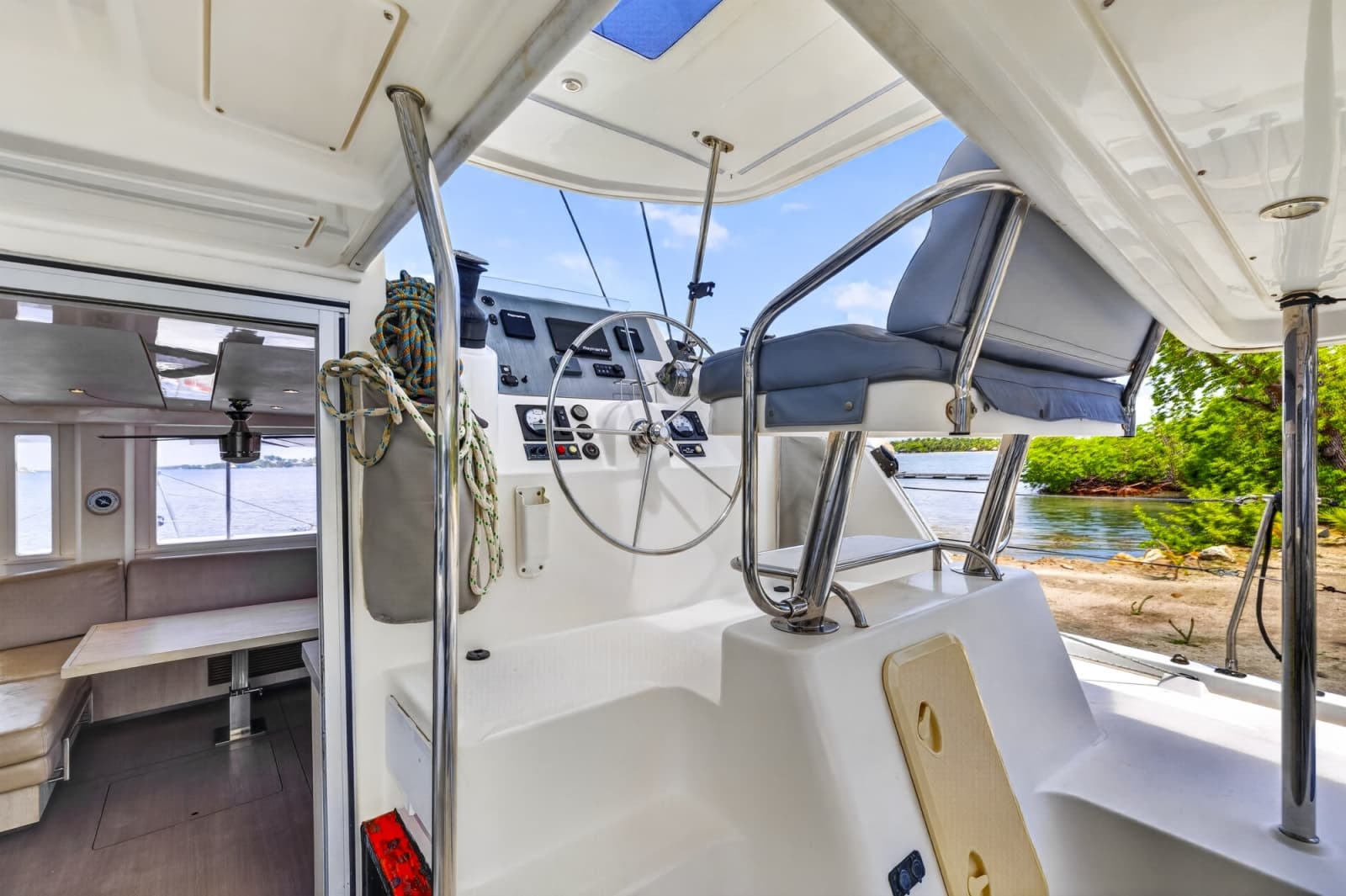 2017 Leopard 48 - Photo 17