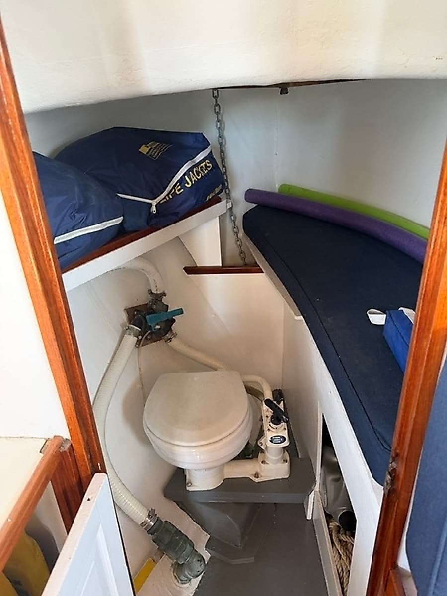 1959 Dyer 29 Trunk Cabin - Photo 27