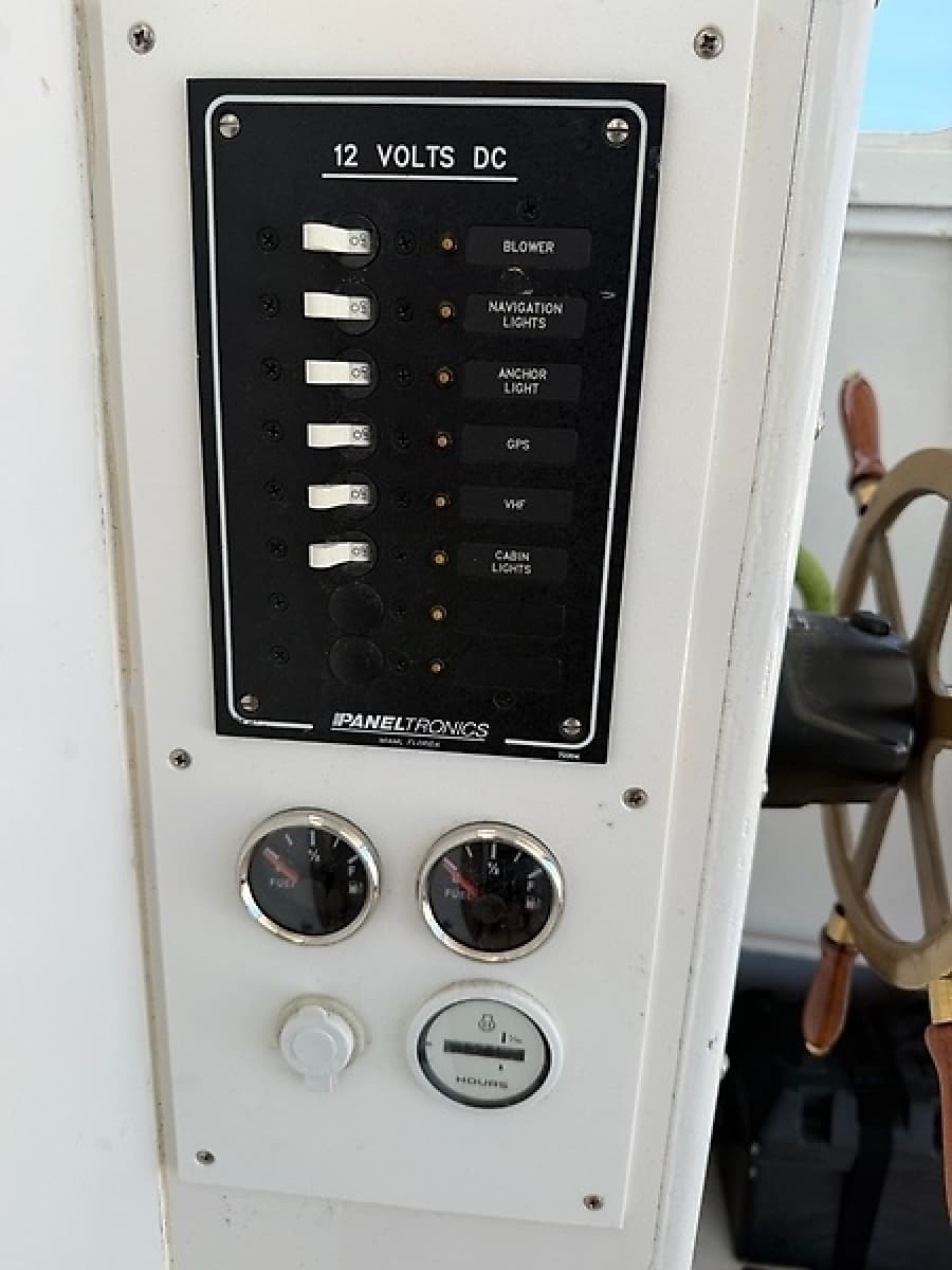 1959 Dyer 29 Trunk Cabin - Photo 20