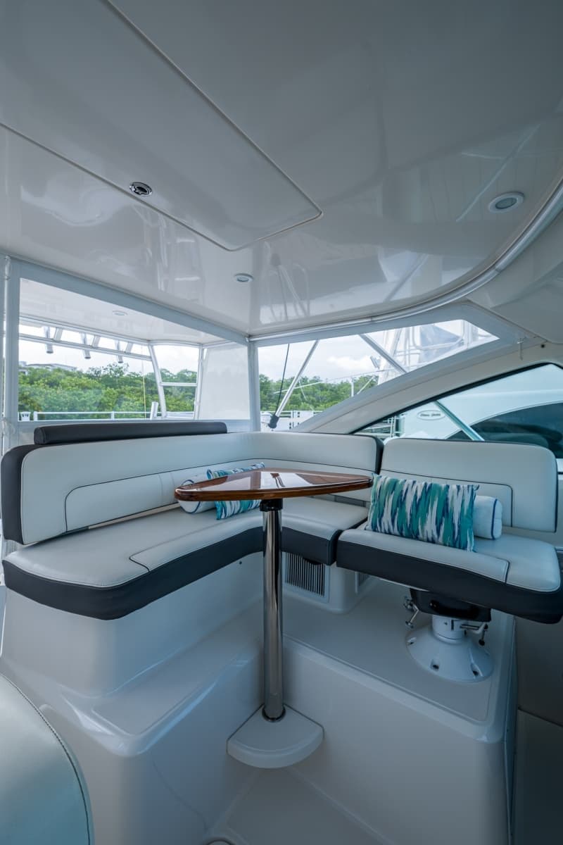 2018 Tiara Yachts 4300 Open - Photo 29