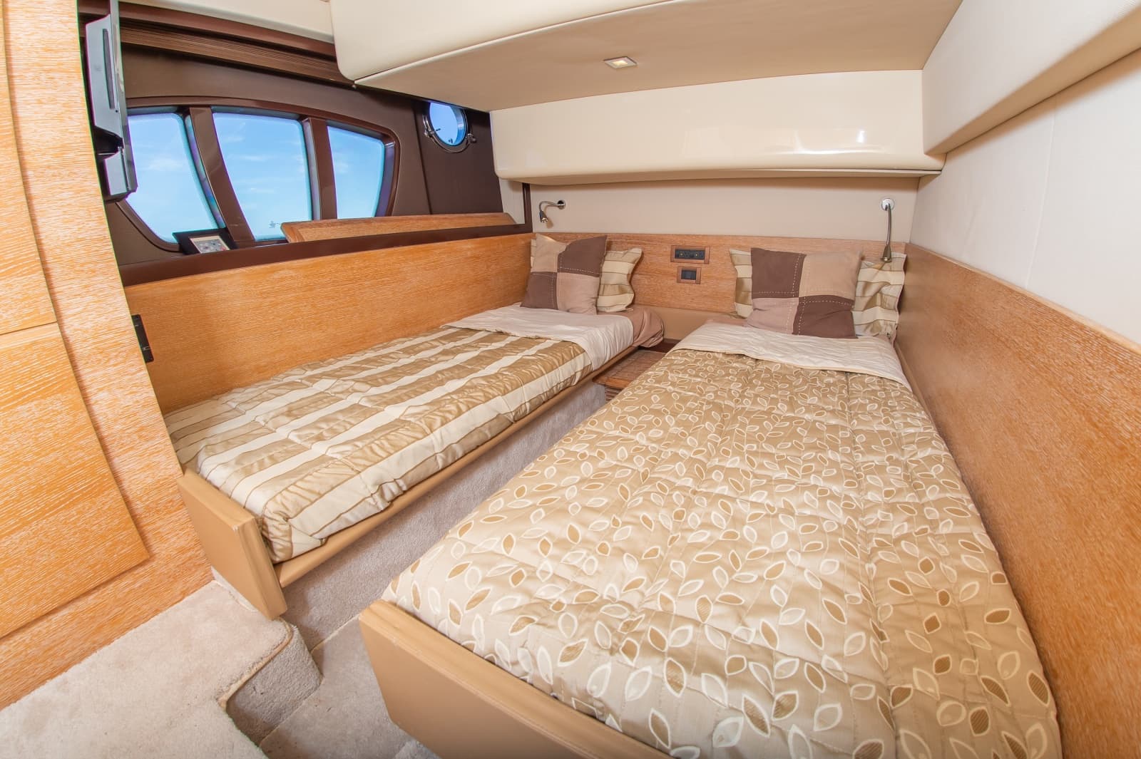 2008 Azimut 47 - Photo 31
