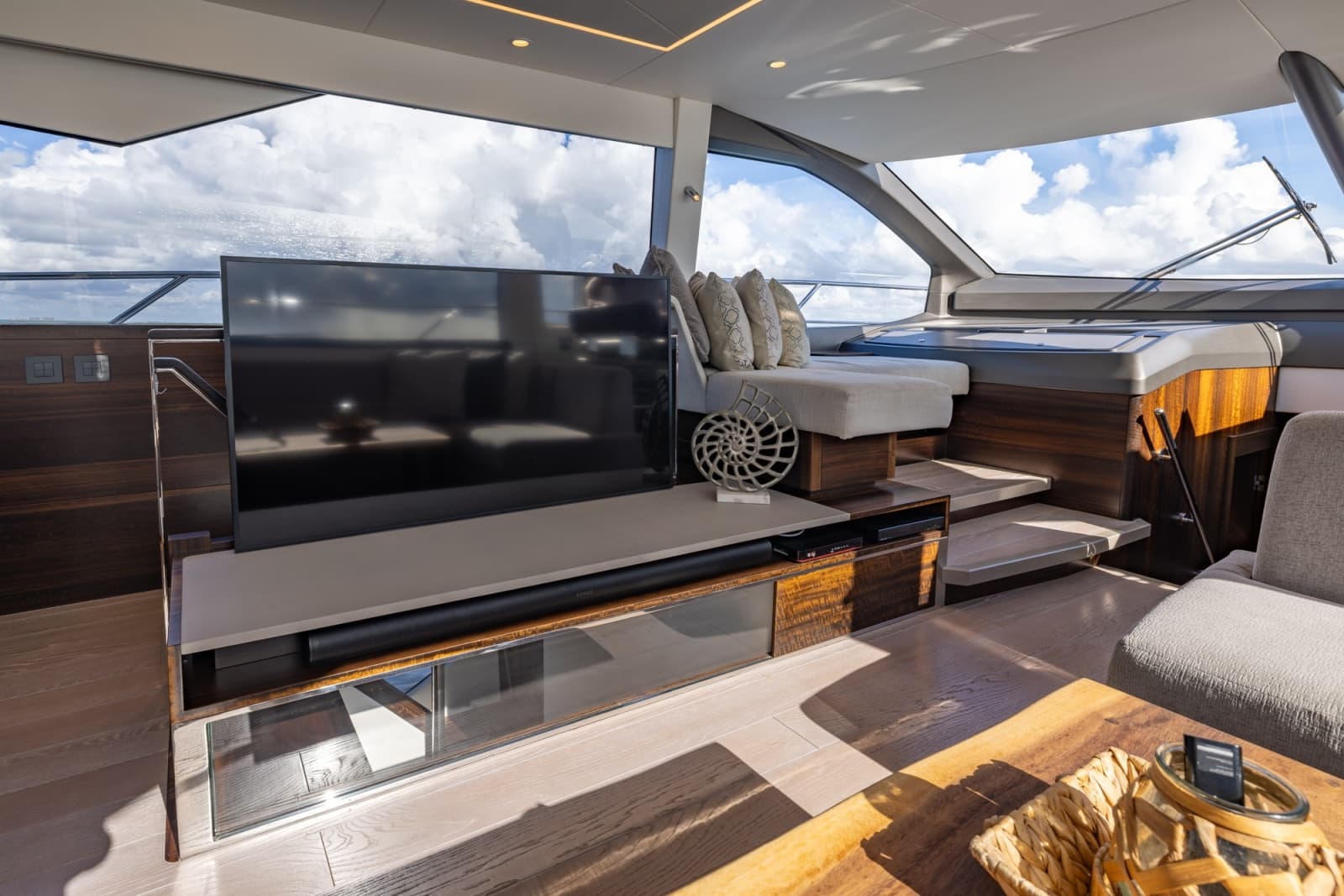 2022 Sunseeker Manhattan - Photo 23