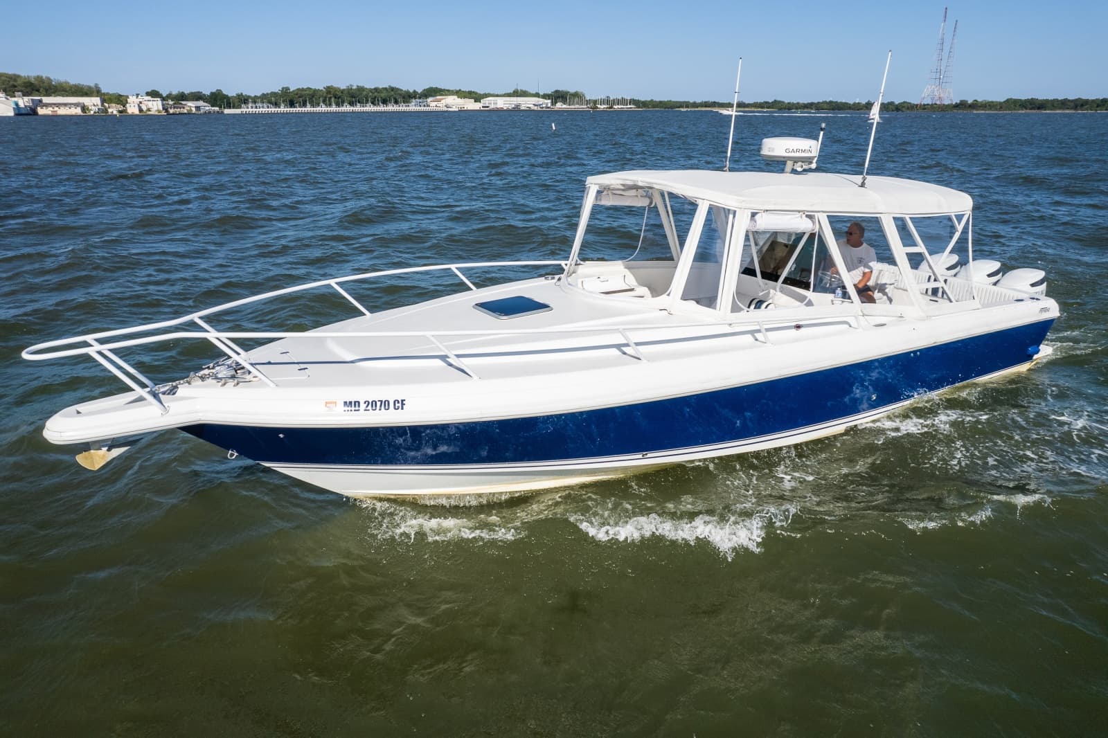 2000 Intrepid 366 - Photo 16