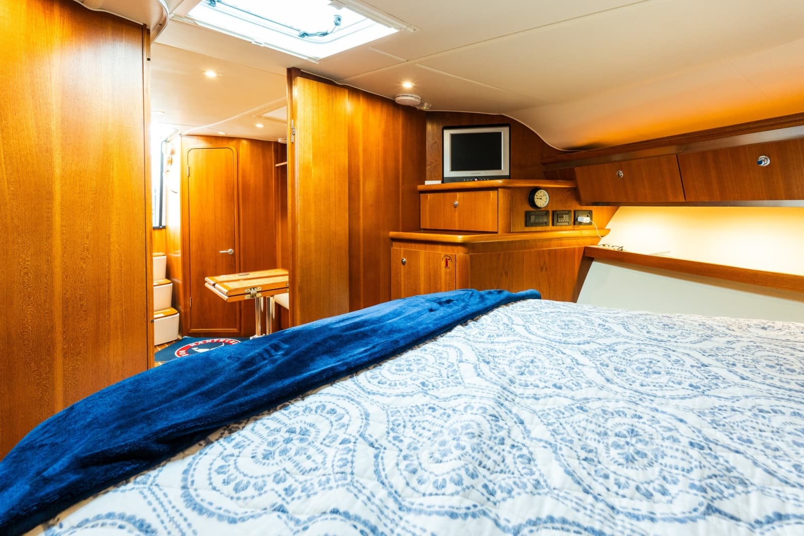 2006 Tiara Yachts 4200 Open - Photo 42