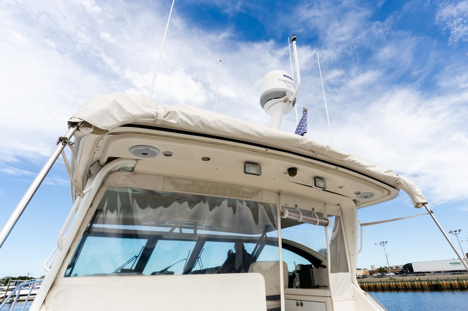 2006 Tiara Yachts 4200 Open - Photo 18