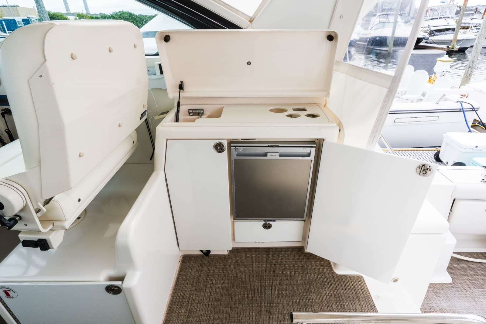 2006 Tiara Yachts 4200 Open - Photo 33
