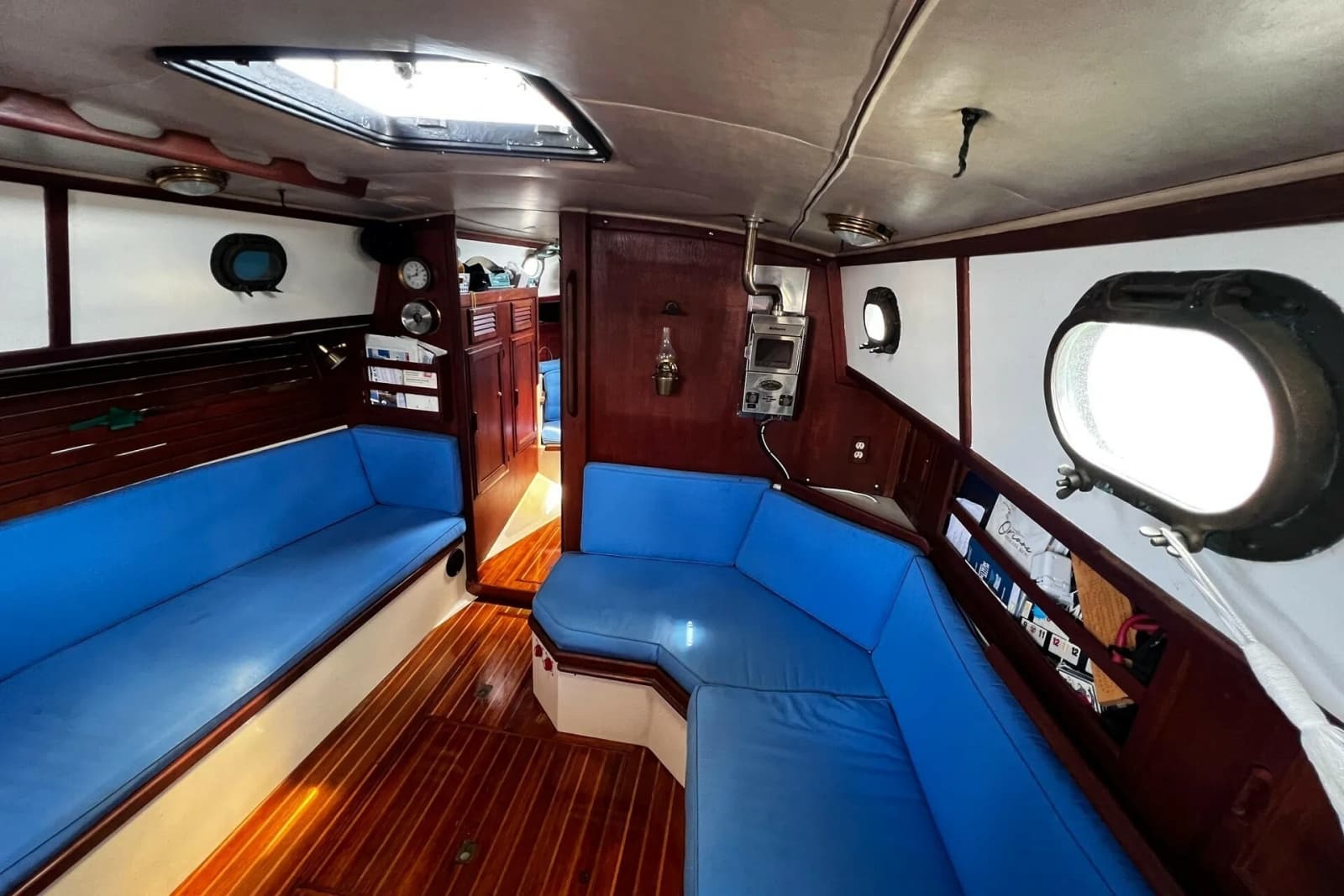 1982 Pacific Seacraft  - Photo 12