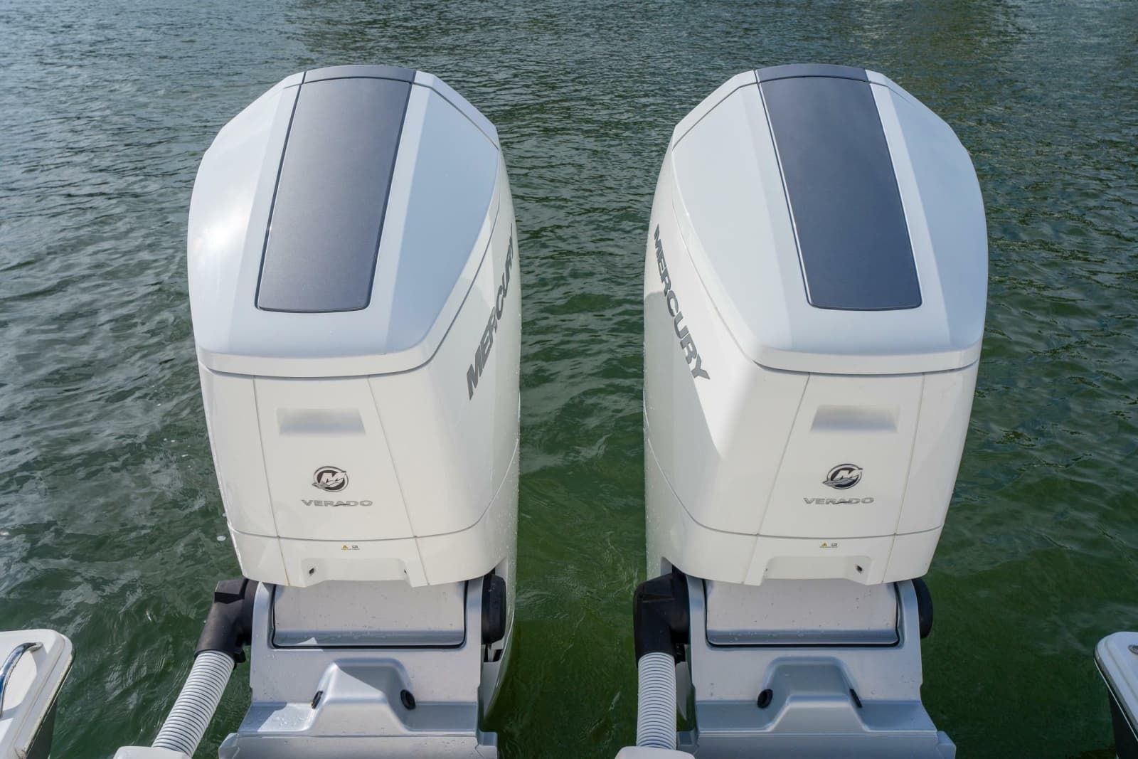 2024 Tiara Yachts 43 LS - Photo 48