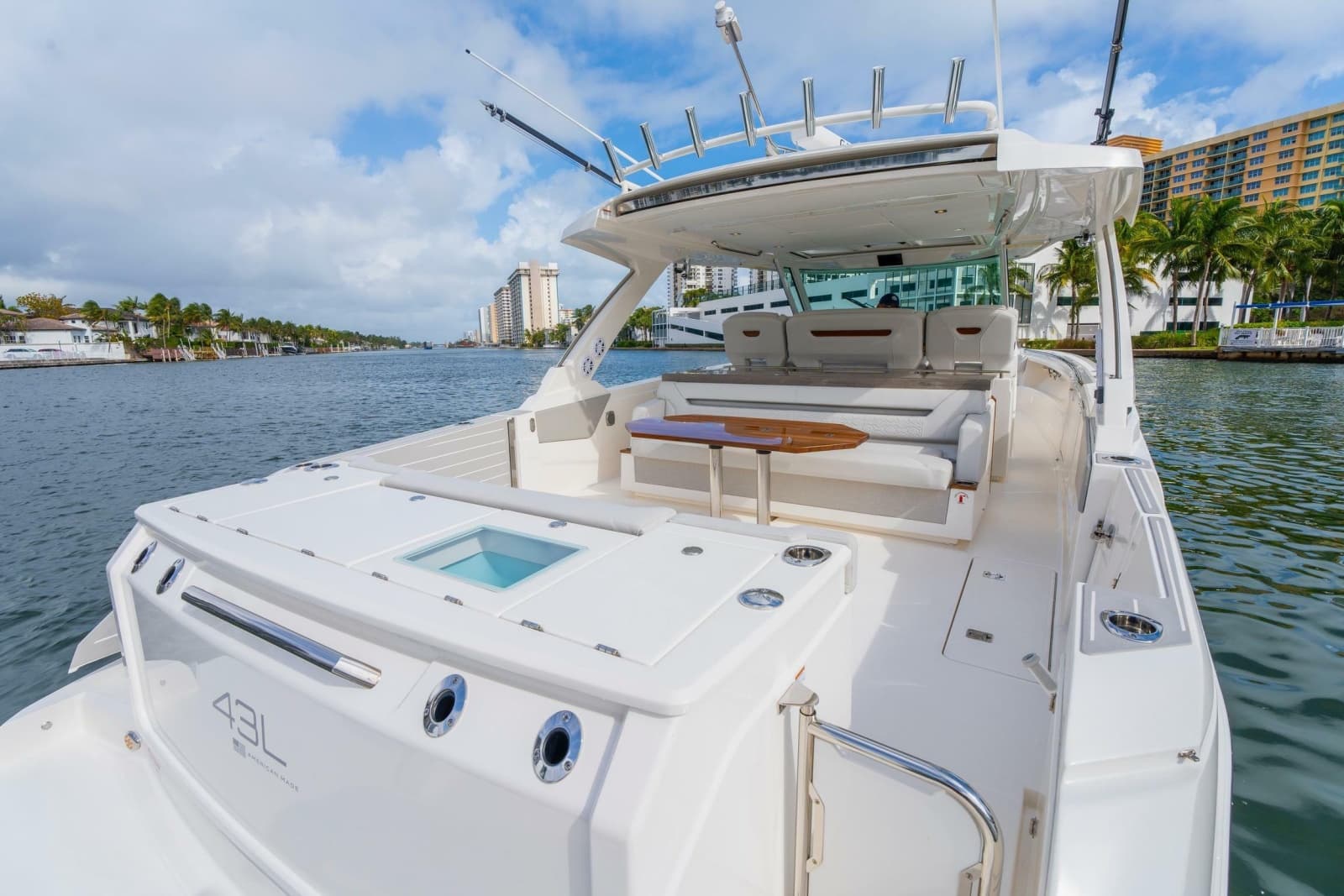 2024 Tiara Yachts 43 LS - Photo 45
