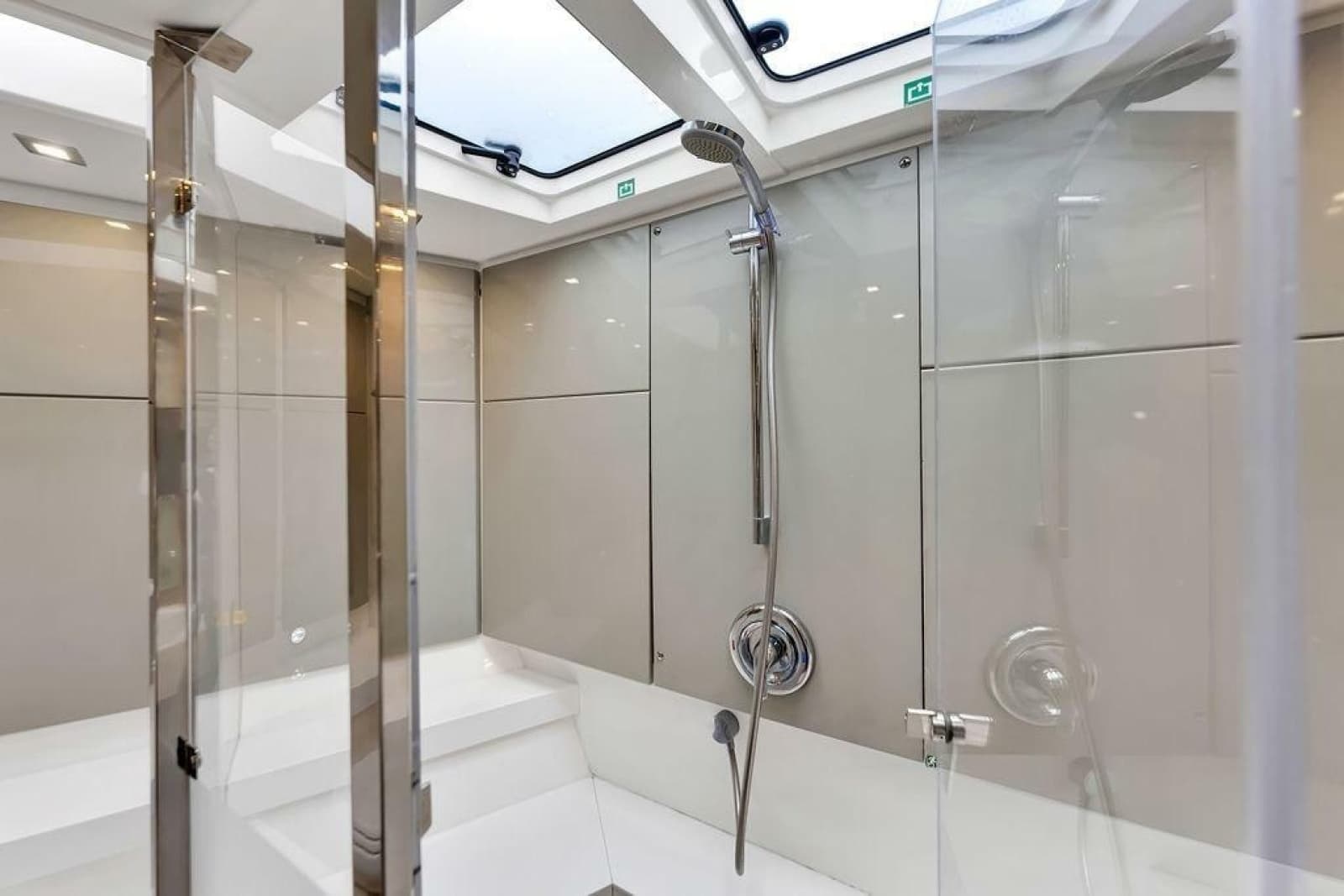 2012 Fairline Targa 58 - Photo 61