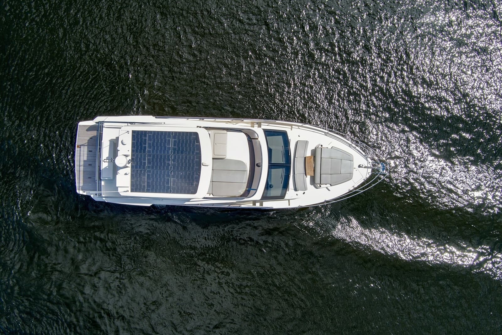 2025 Absolute 52 Fly - Photo 16
