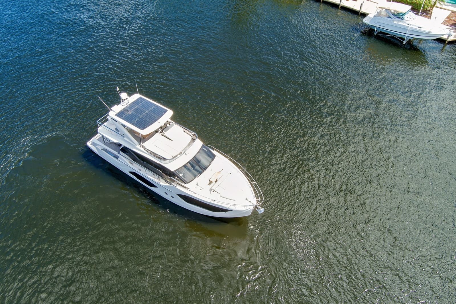 2025 Absolute 52 Fly - Photo 15