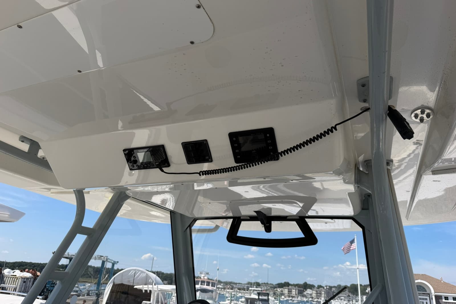 2019 Regulator 41 - Photo 36