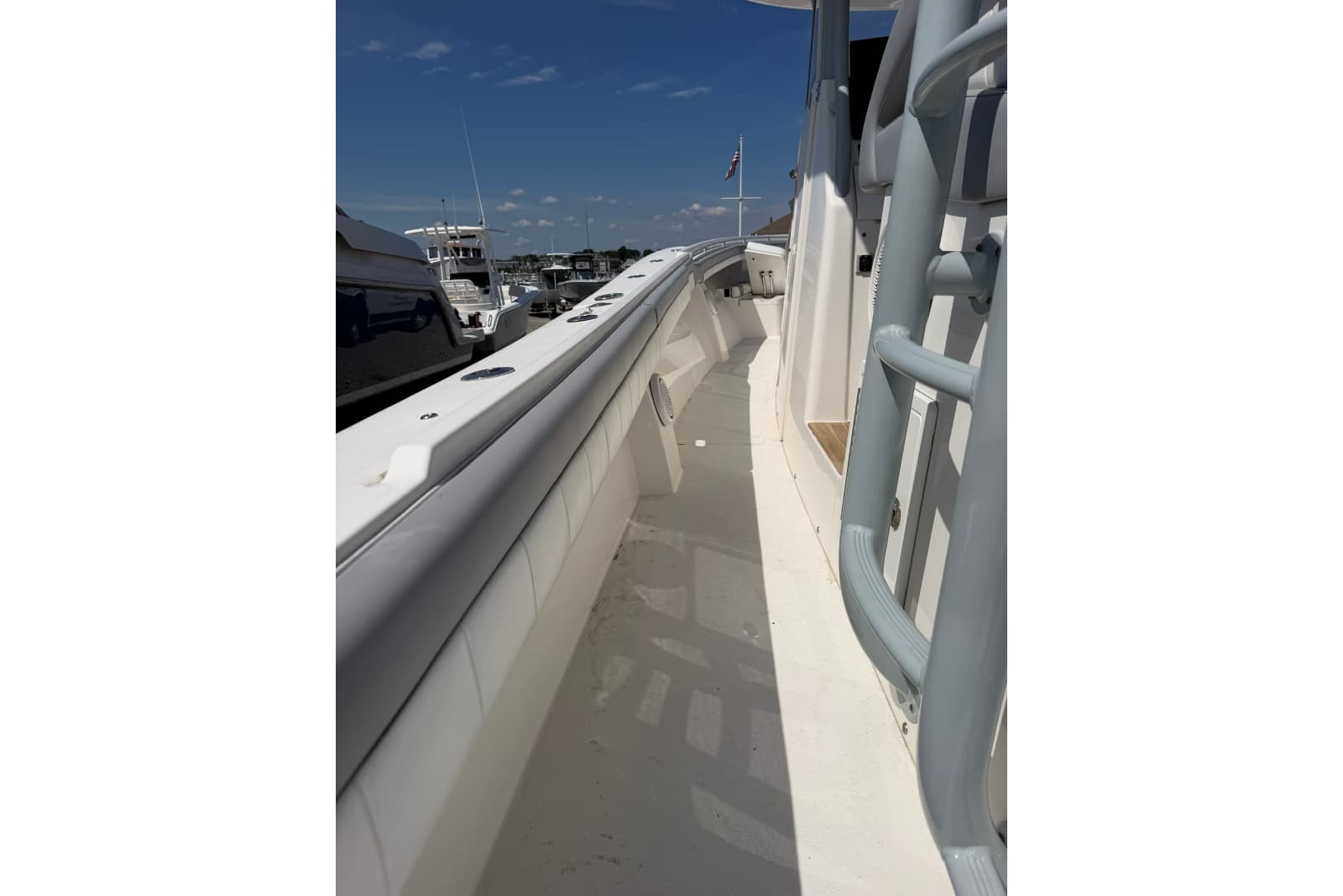 2019 Regulator 41 - Photo 27