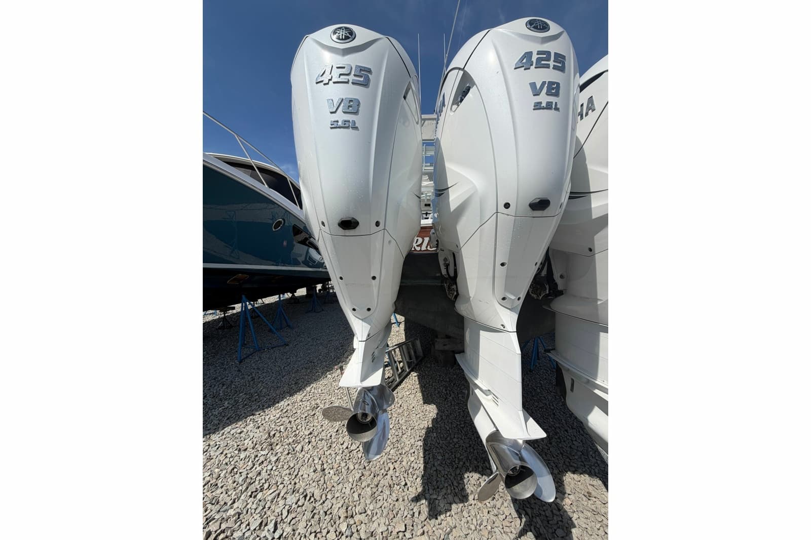 2019 Regulator 41 - Photo 14