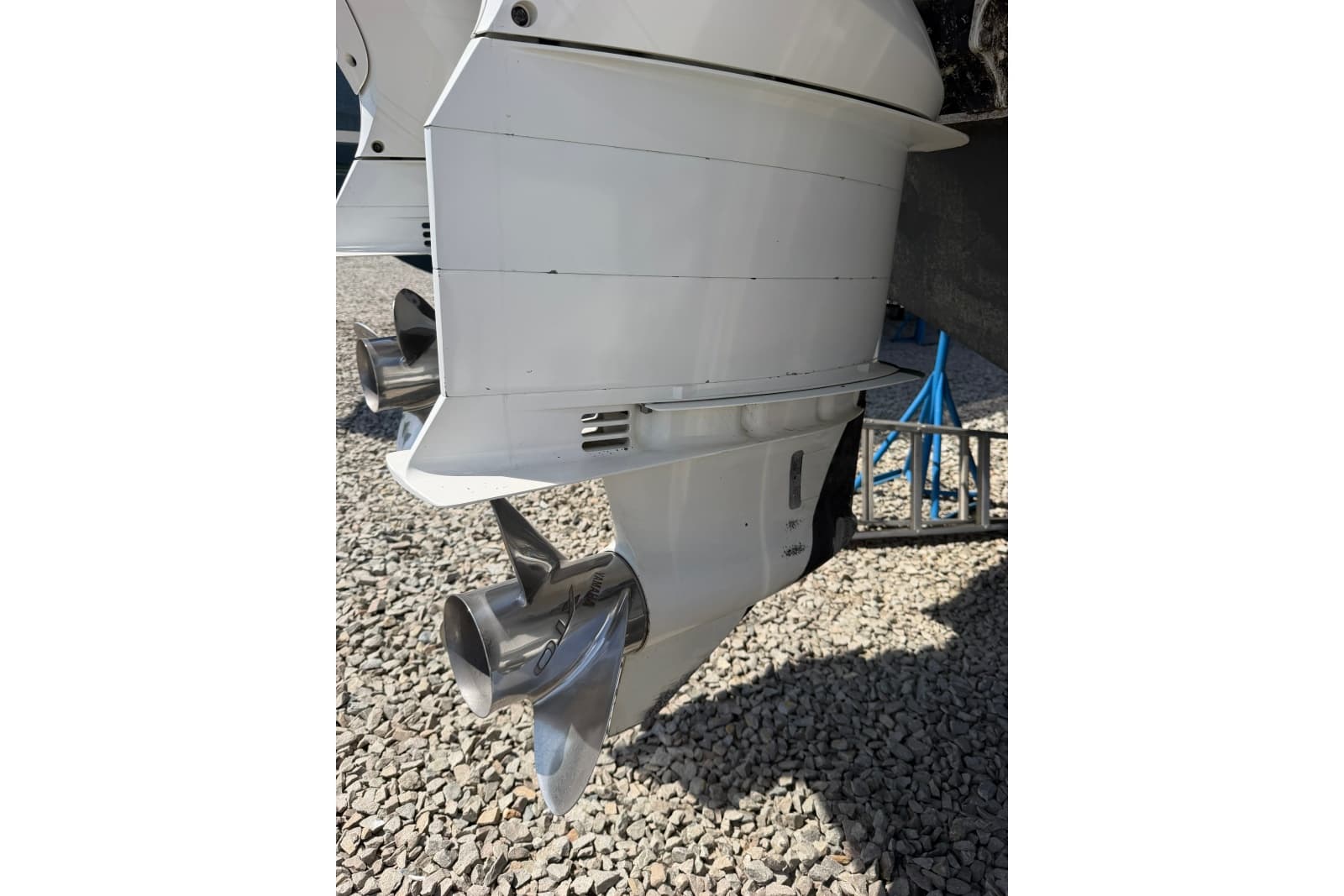 2019 Regulator 41 - Photo 17