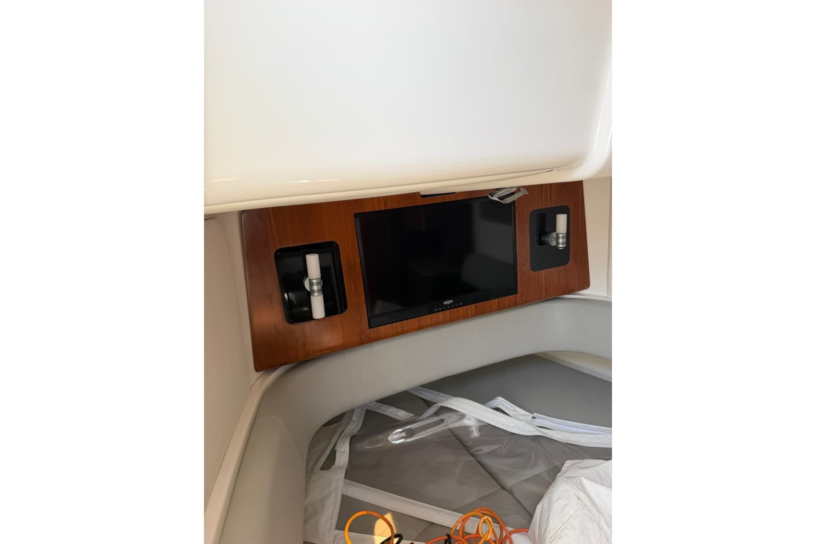 2019 Regulator 41 - Photo 45